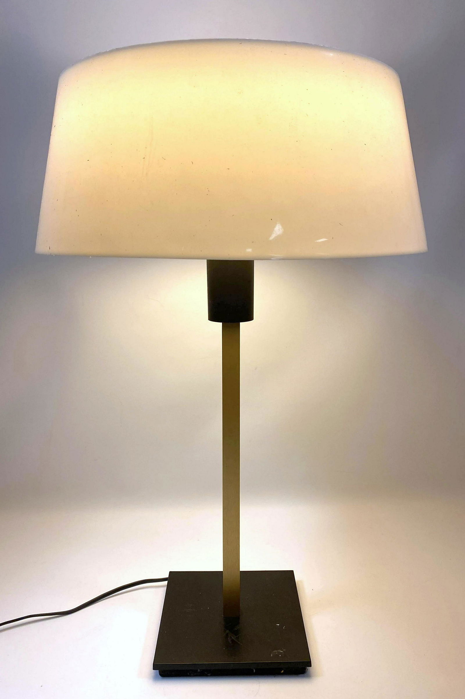 Lightolier Plastic shade table lamp. Tagged. (1 of 13)