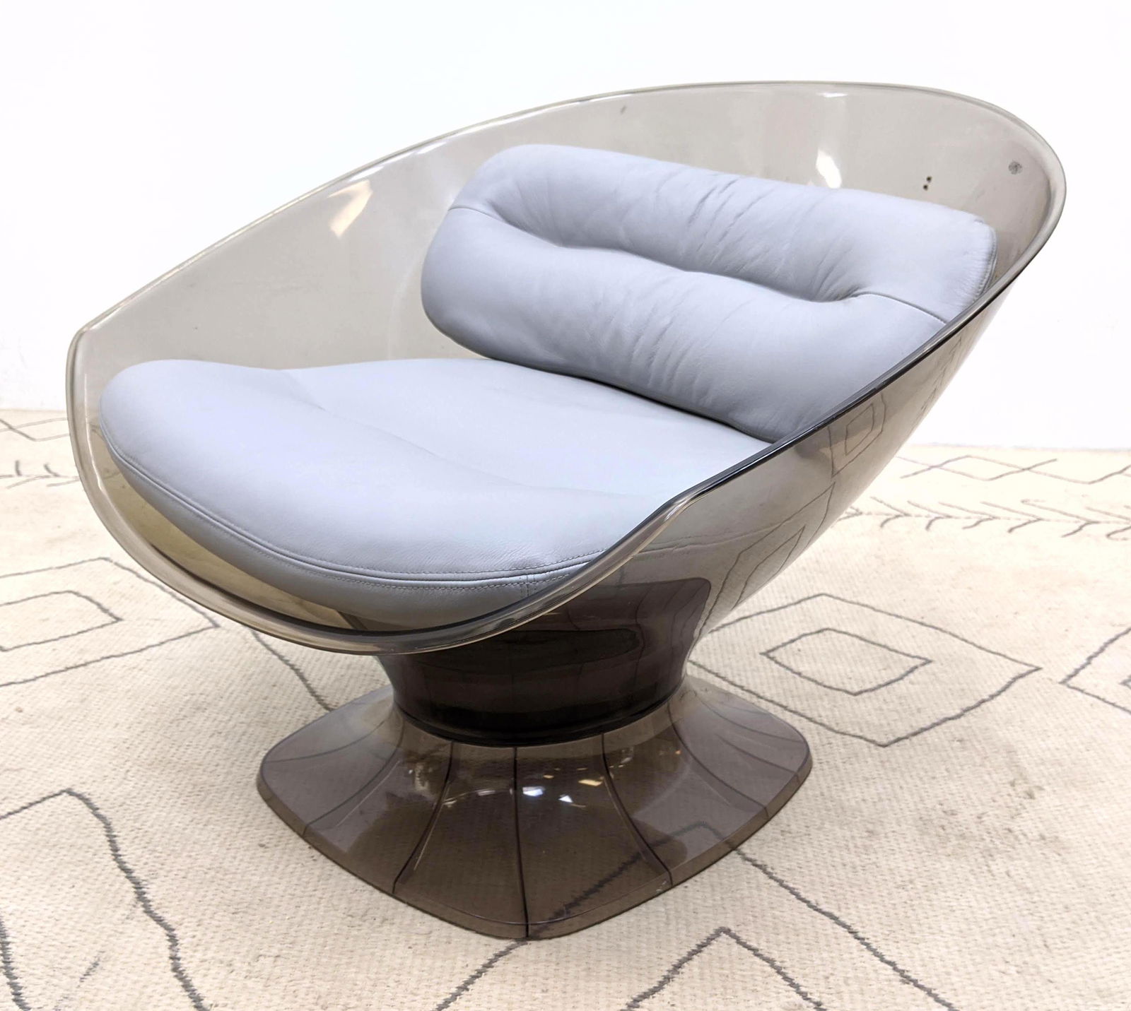 Mid Century Modern  Gray Lucite Acrylic Lounge Chair. P (1 of 12)