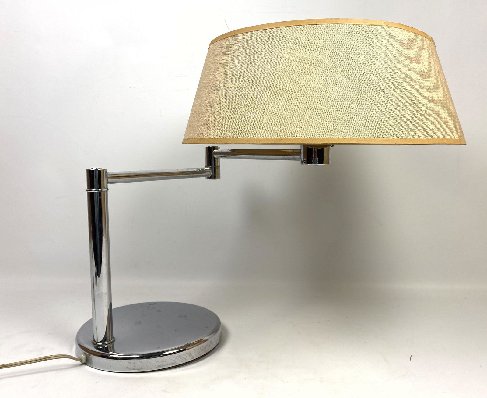 WALTER VON NESSEN Chrome Desk Lamp. Signed. Swing Arm. (1 of 12)