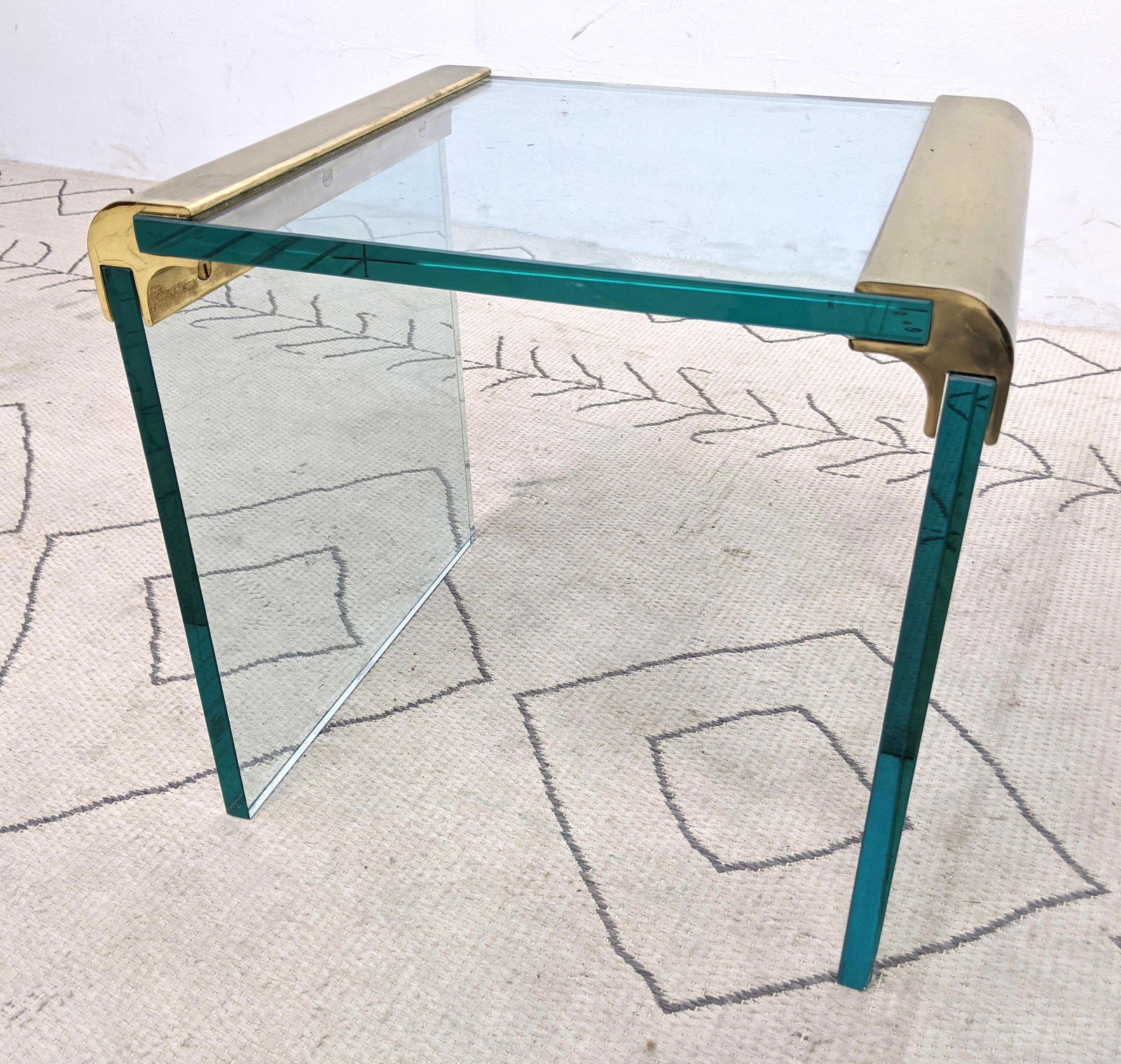 Pace style Glass End Table. Glass with Brass Corner Mou (1 of 9)