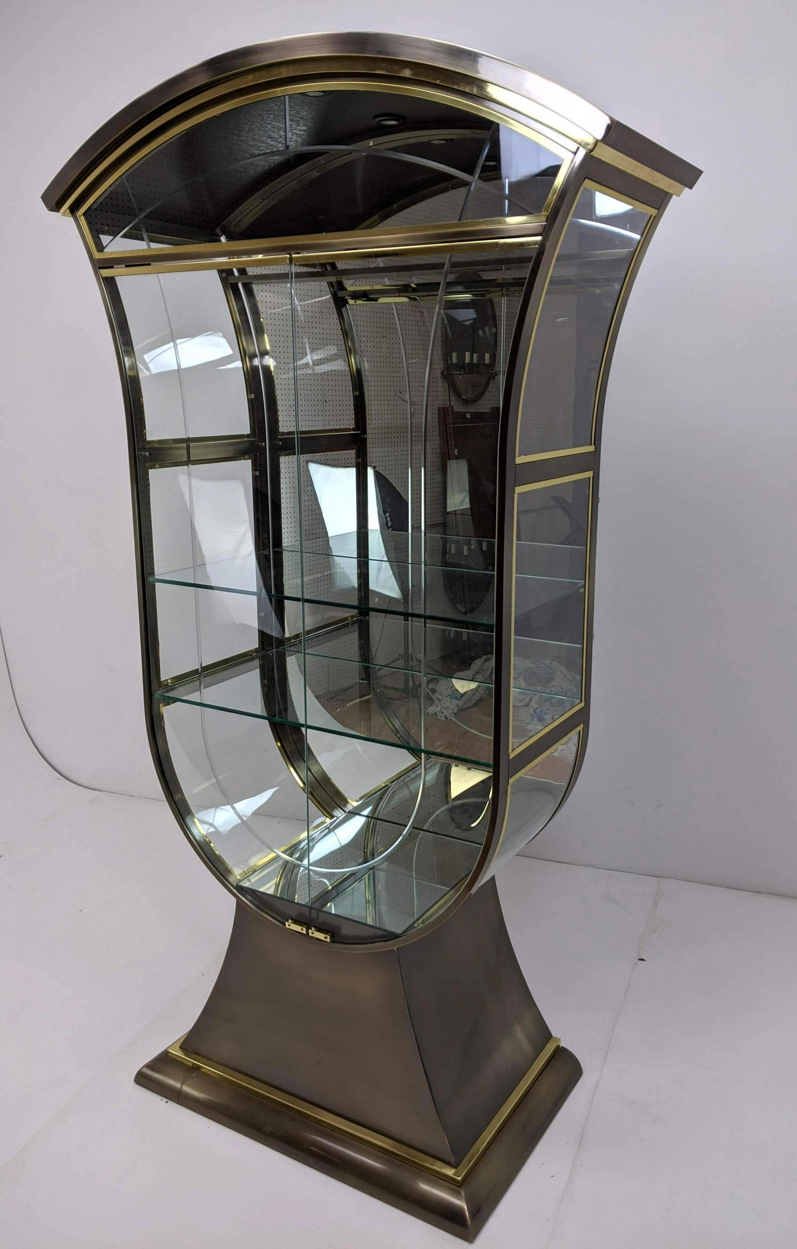 Mastercraft Attributed Mixed Metal Brass Glass Arch Top (1 of 13)