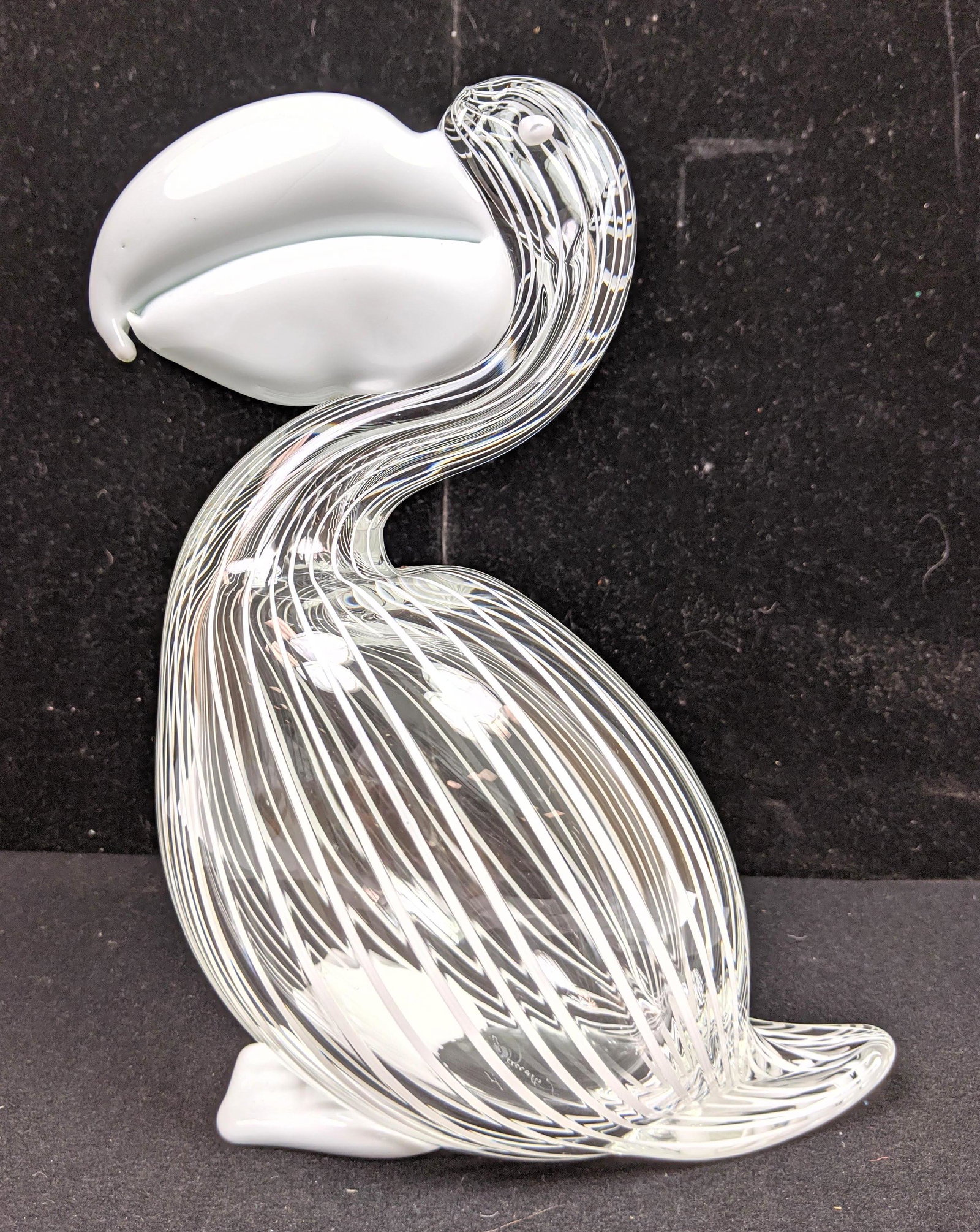 LICIO ZANETTI Murano Art Glass Pelican Sculpture. Hand: LICIO ZANETTI Murano Art Glass Pelican Sculpture. Hand blown glass.-- Dimensions: H: 9.5 inches: W: 4 inches: D: 7 inches ---