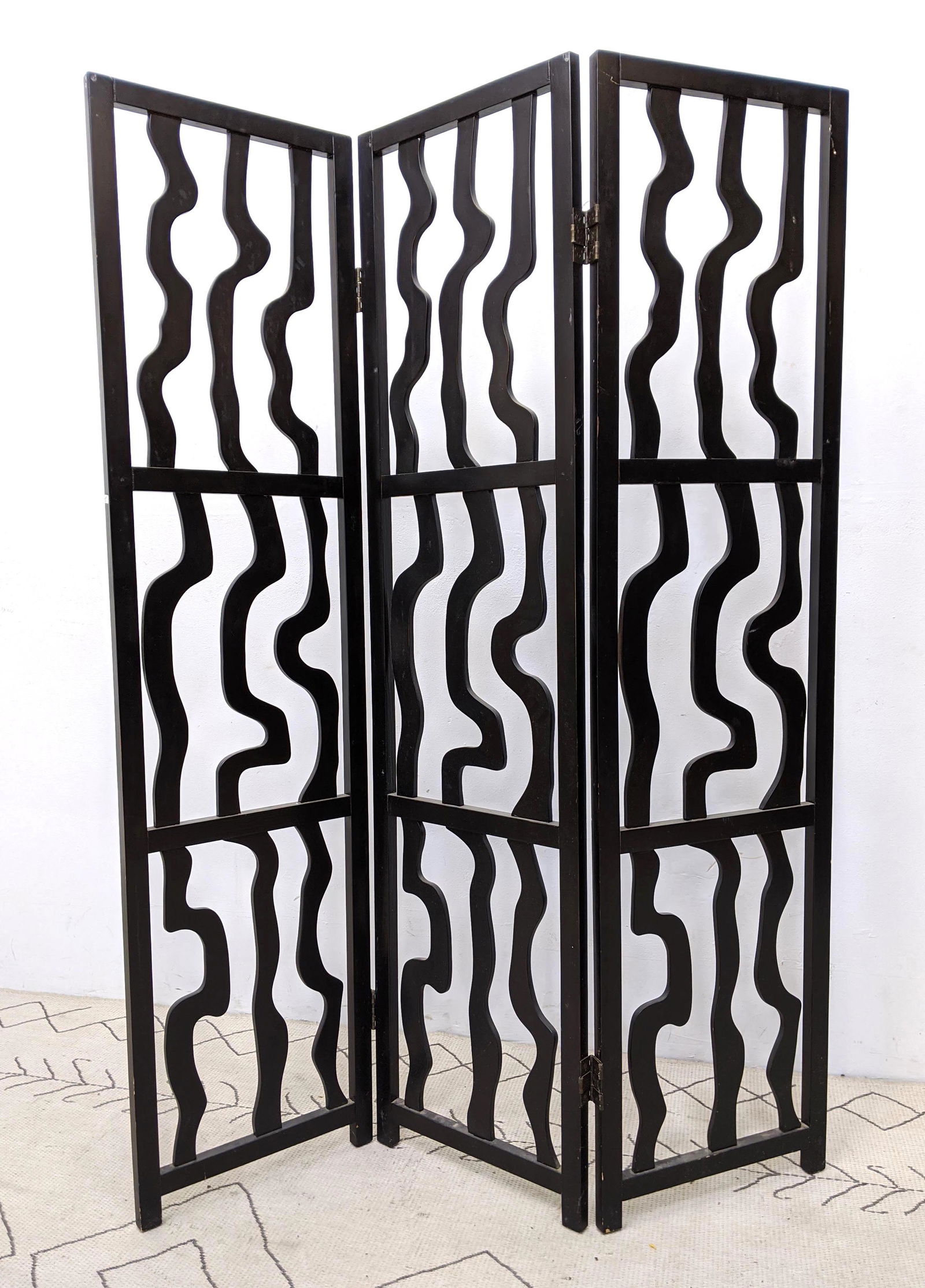 Three Section Ebonized Folding Screen Room Divider. Scu (1 of 9)