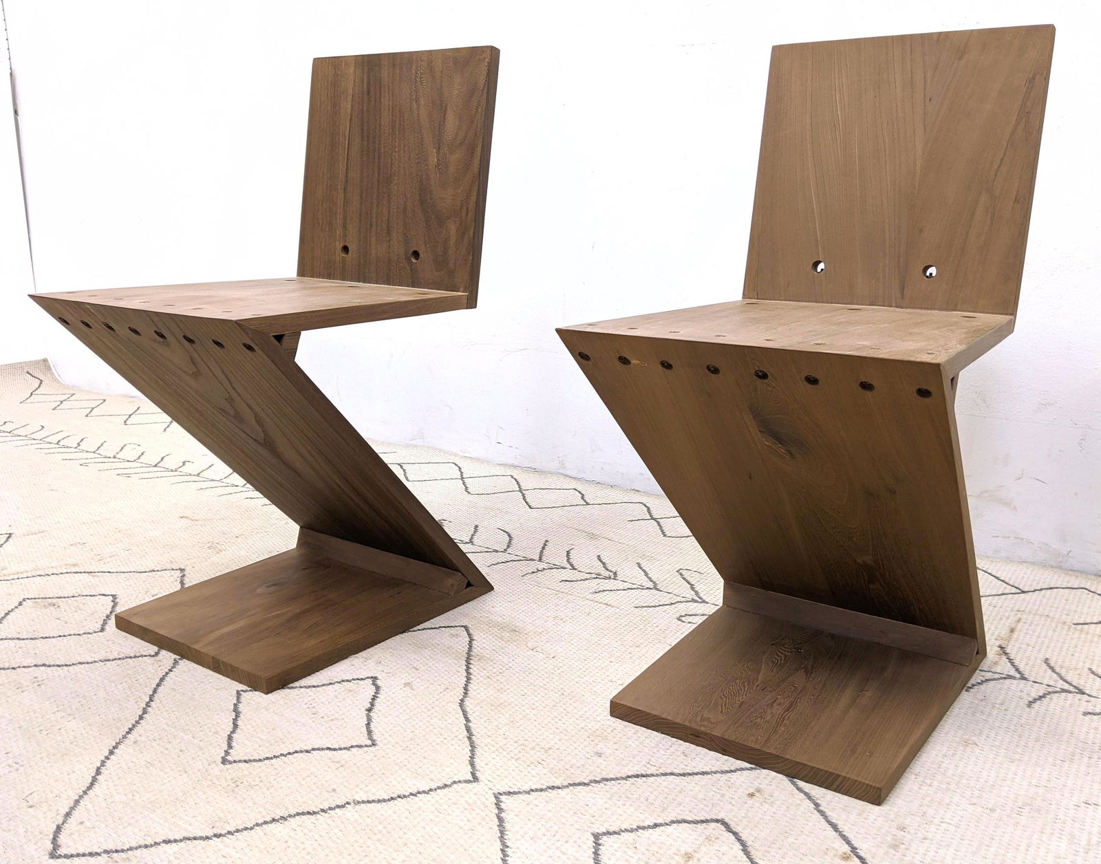 Pair Gerrit Rietveld Style Z Chairs. Handle back. (1 of 13)