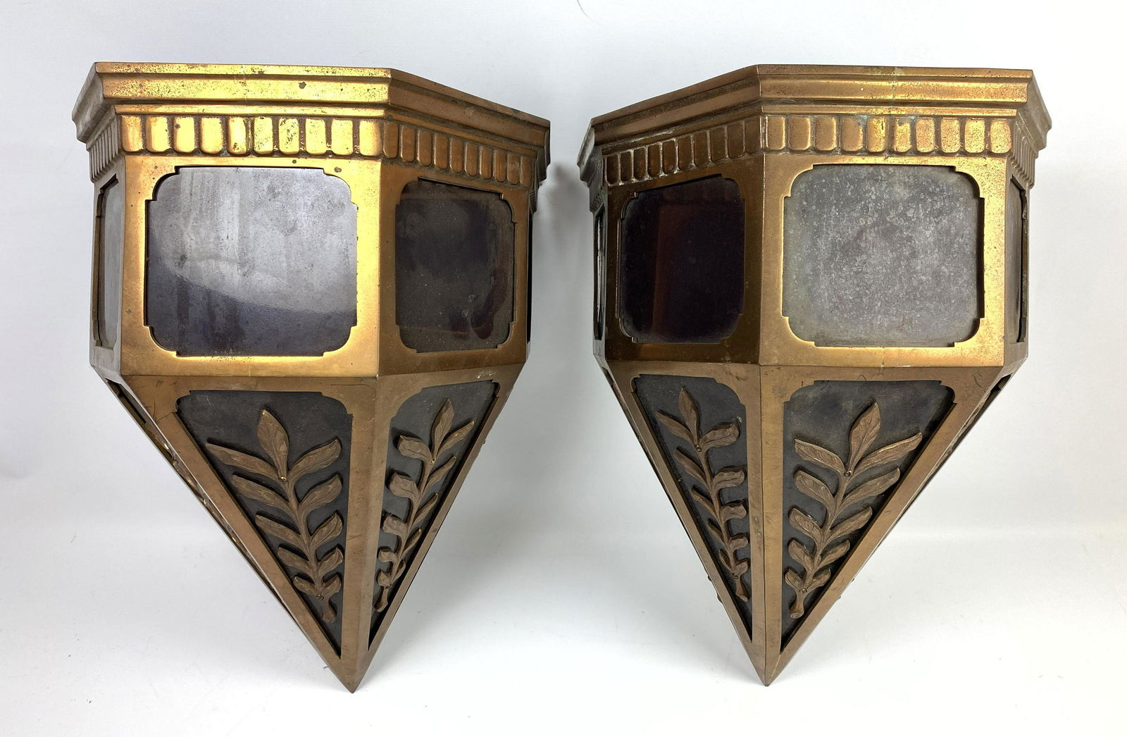 Pair Large Art Deco Wall Sconces. (1 of 16)
