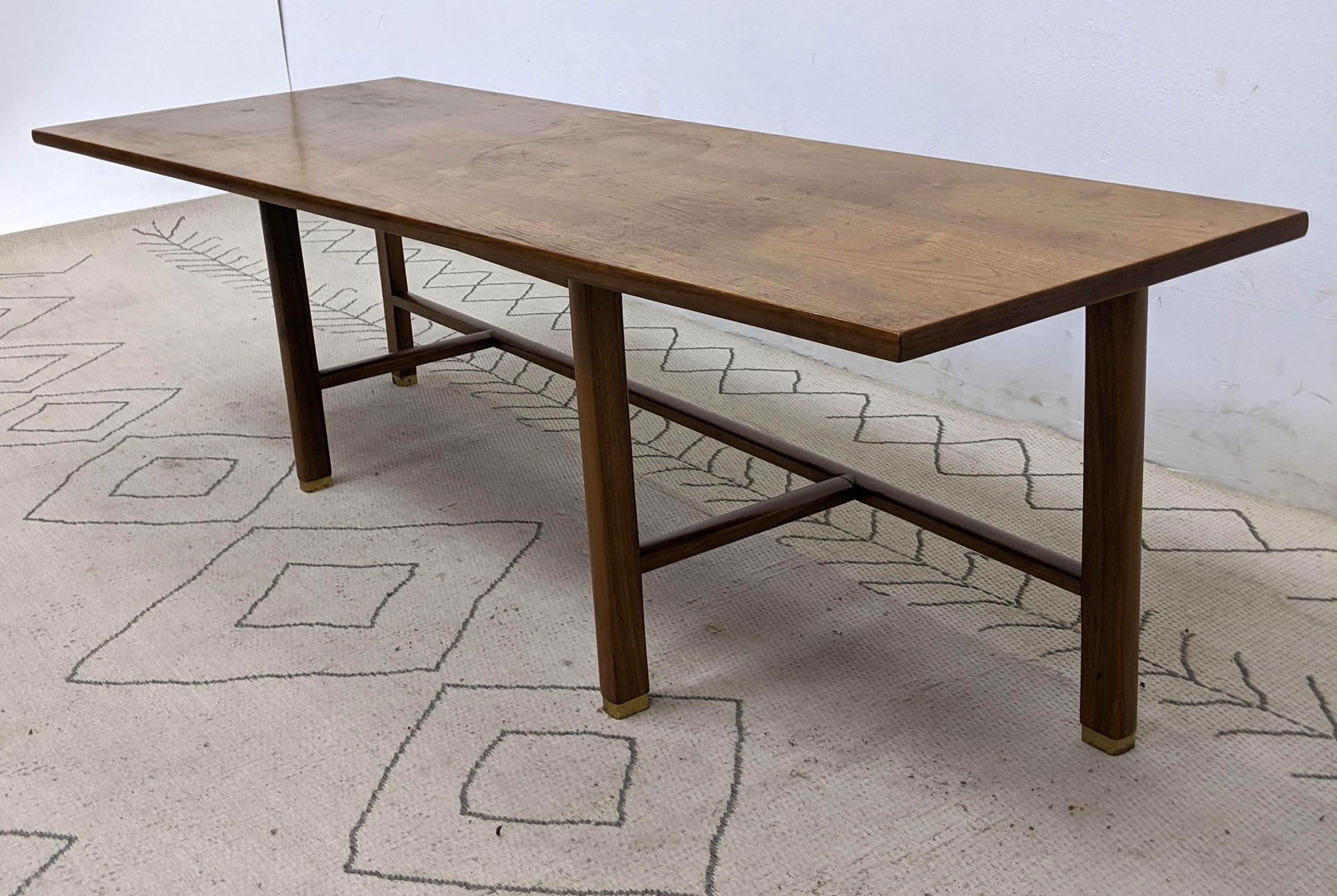 DUNBAR Trapezoidal Coffee Cocktail Table. American Mode (1 of 9)