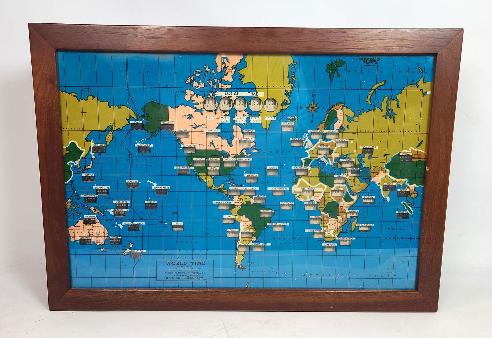 Wall Mounted World Time Clock. HOWARD MILLER.  world Ma (1 of 8)