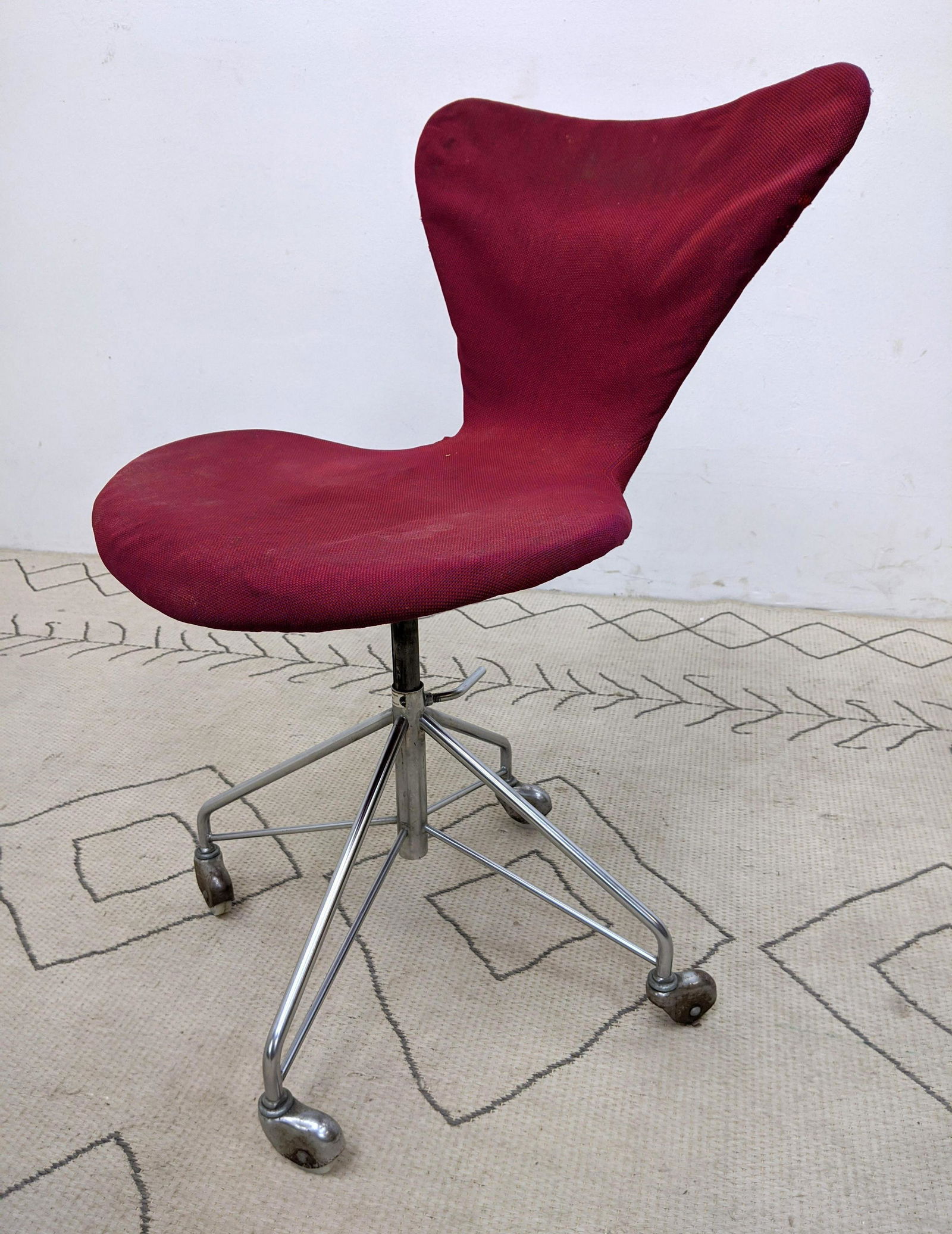 FRITZ HANSEN Danish Modern Desk Office Chair. Upholster (1 of 15)