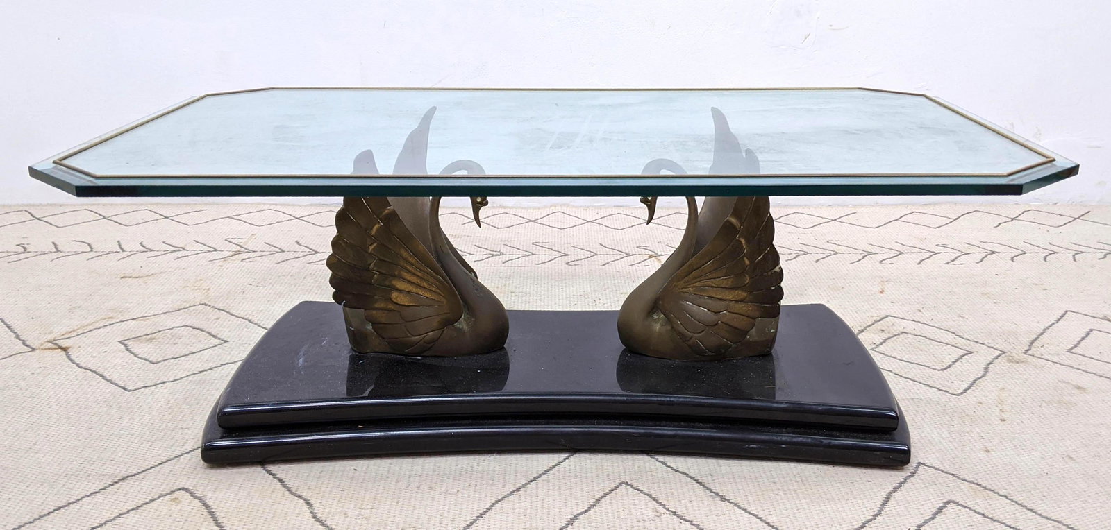 Decorator Coffee Cocktail Table.  Brass Swans Base. Thi (1 of 13)