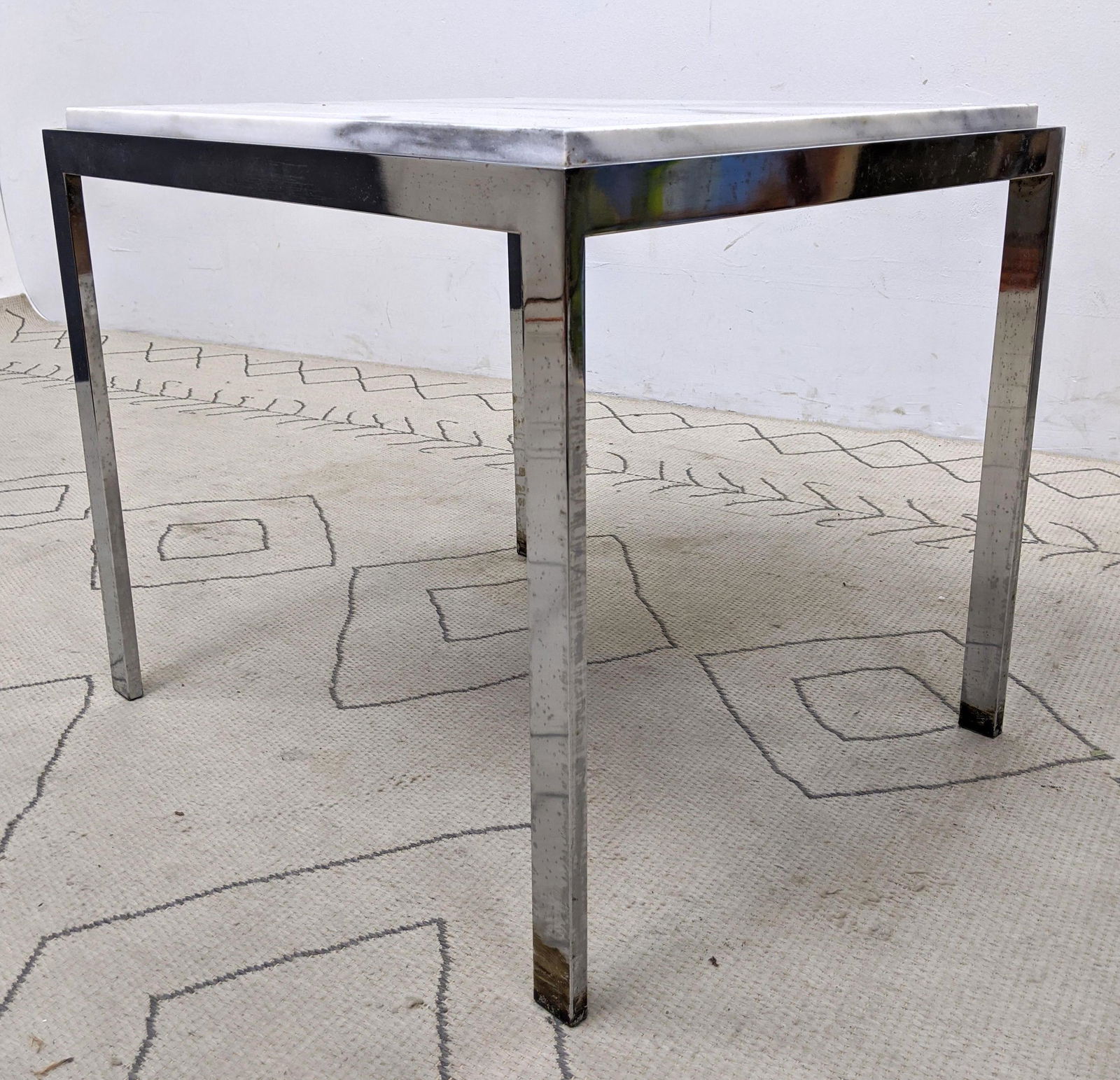 Chrome and Marble Side Table. Mid Century Modern (1 of 11)