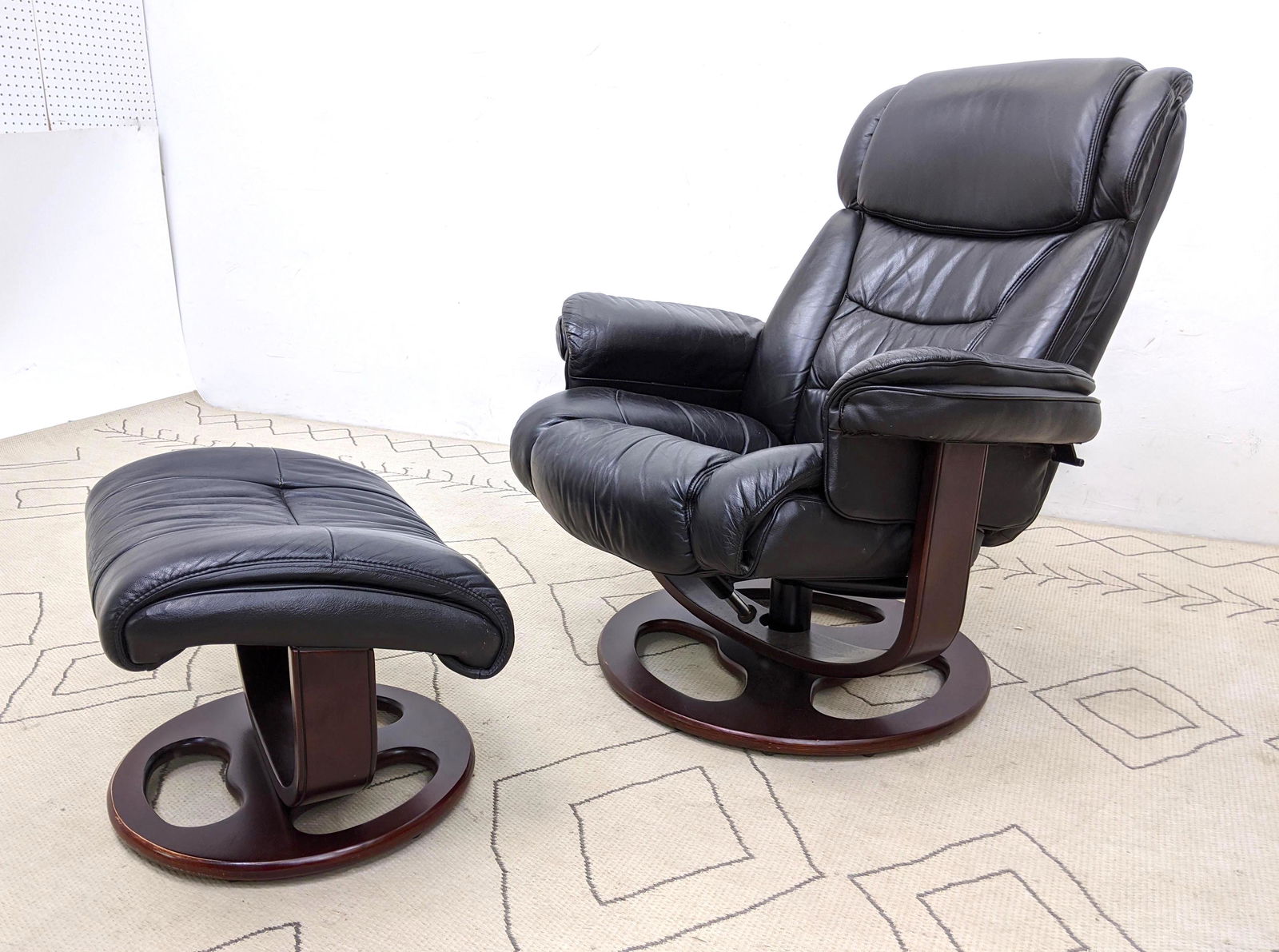 LANE Black Leather Lounge Chair and Ottoman. Revolving (1 of 16)