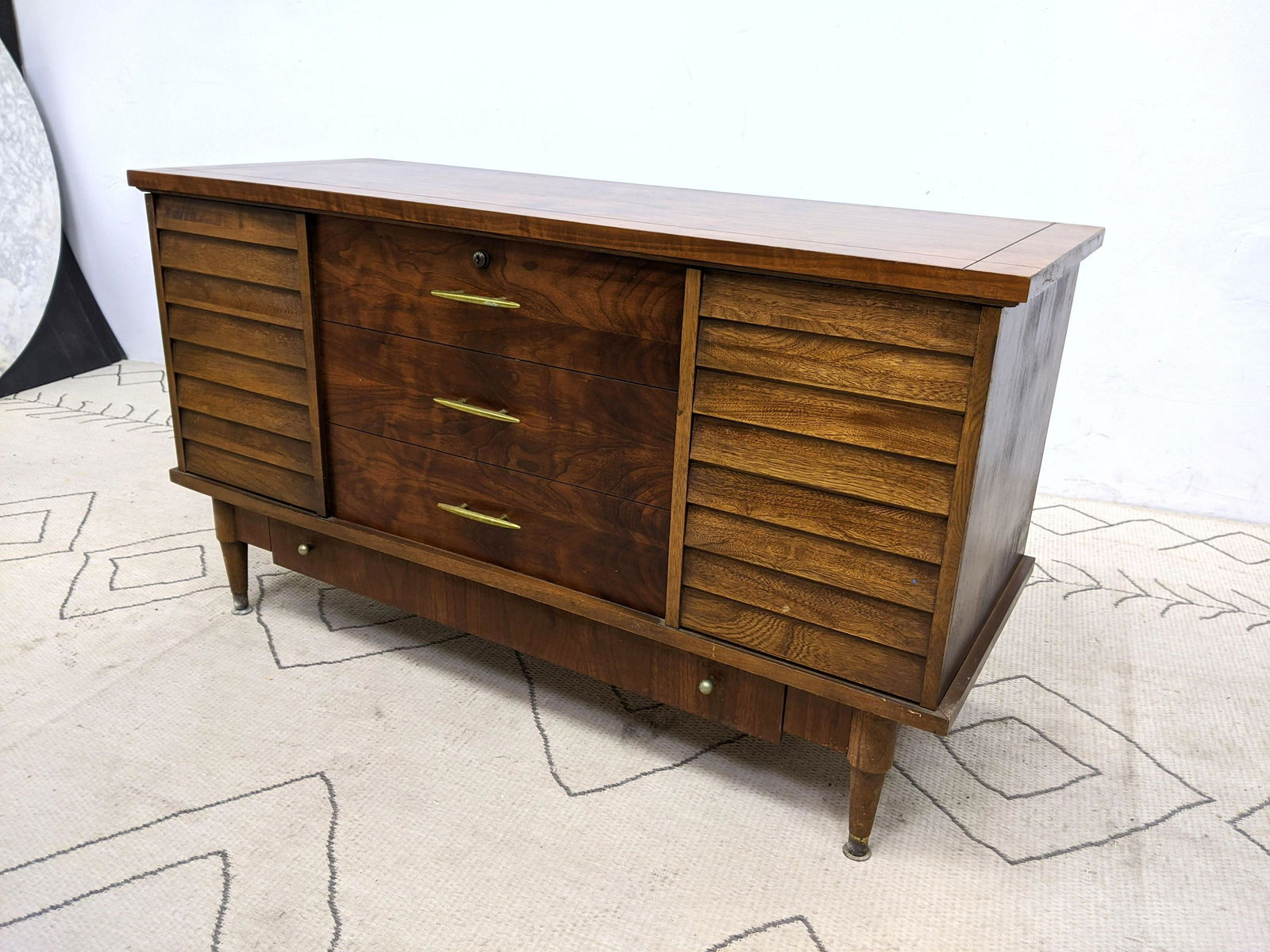 LANE American Modern Walnut Cedar Chest with Louver Fro (1 of 20)