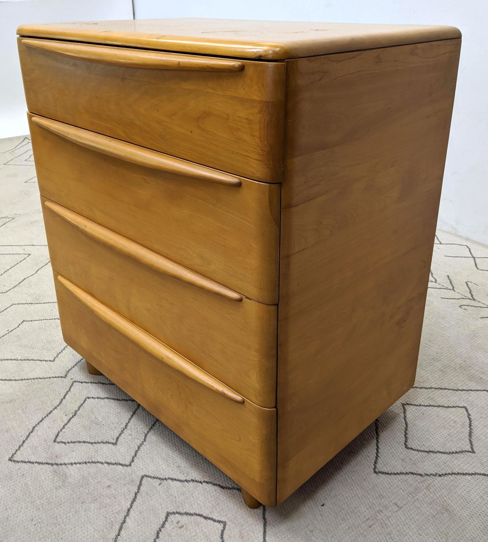 Heywood Wakefield  Chest Dresser. (1 of 13)