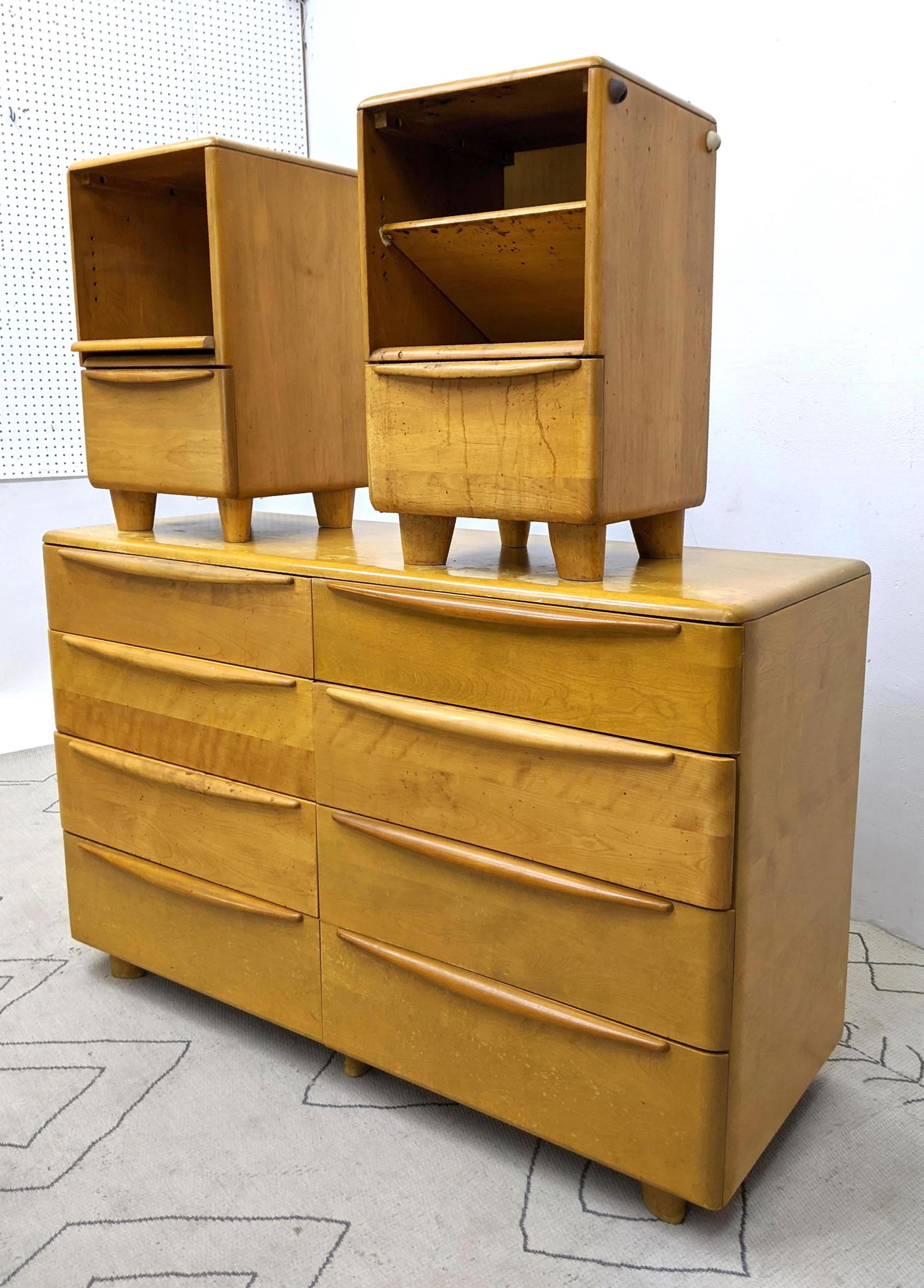 3pcs Heywood Wakefield Bedroom Furniture.  Dresser and (1 of 16)