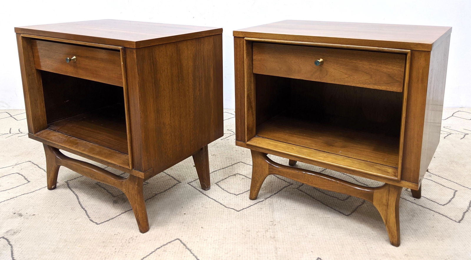 Pair KENT COFFEY Side Table Night Stands. Insignia. Ame (1 of 16)