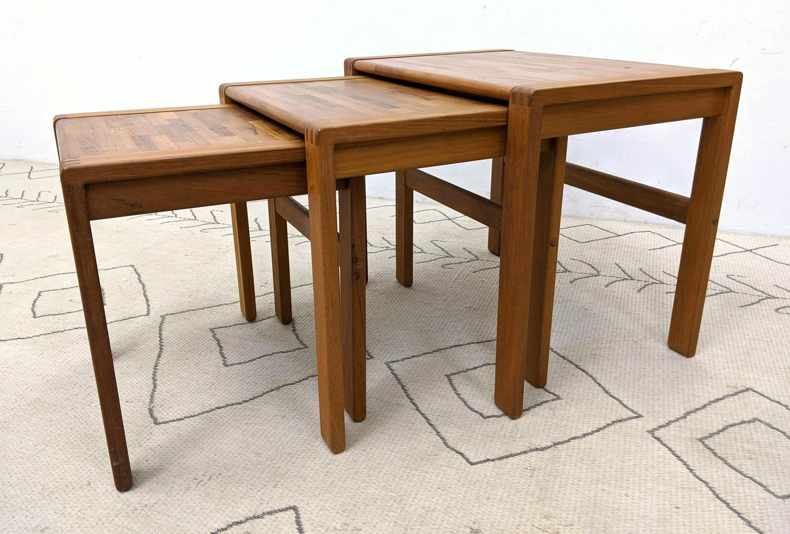 Set 3pcs Danish Teak Nesting Tables. Unmarked. (1 of 12)