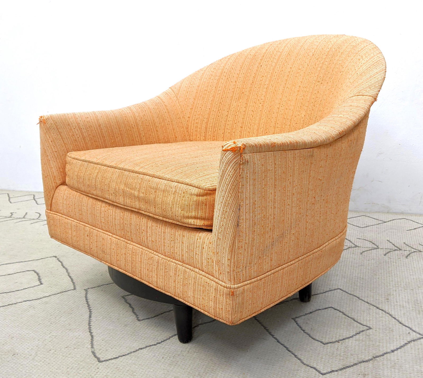 SELIG Swoop Back Lounge Chair with Unusual Base.: SELIG Swoop Back Lounge Chair with Unusual Base. -- Dimensions: H: 28 inches: W: 29 inches: D: 30 inches ---