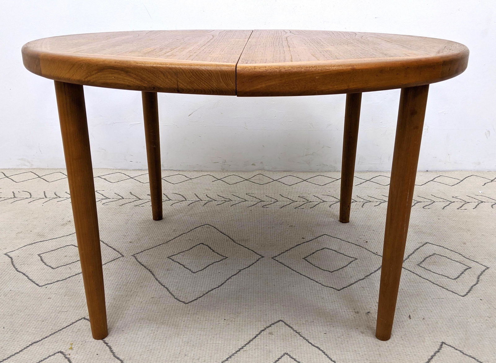 VEJLE STOLE Danish Modern Teak Dining Table. Round Top (1 of 12)