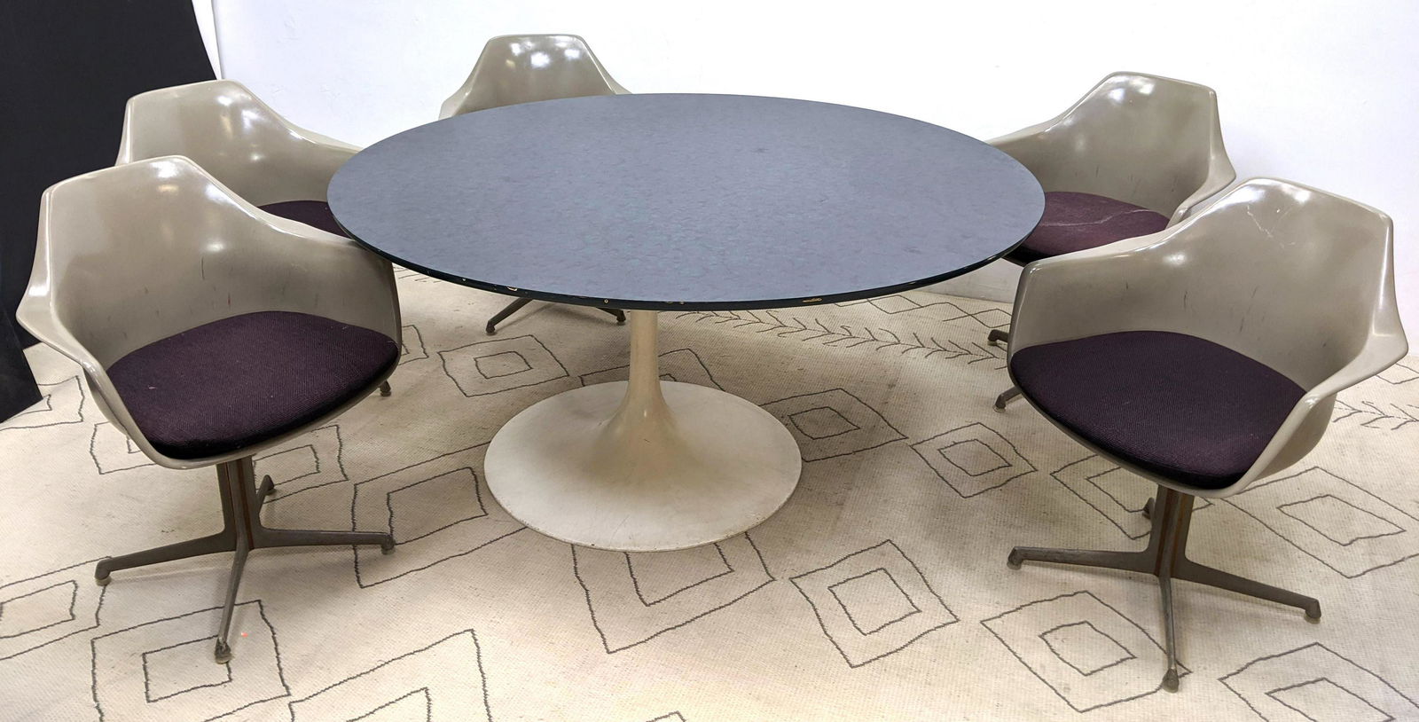 BURKE Dining Set.  4 Molded chairs and Tulip base dinin (1 of 20)