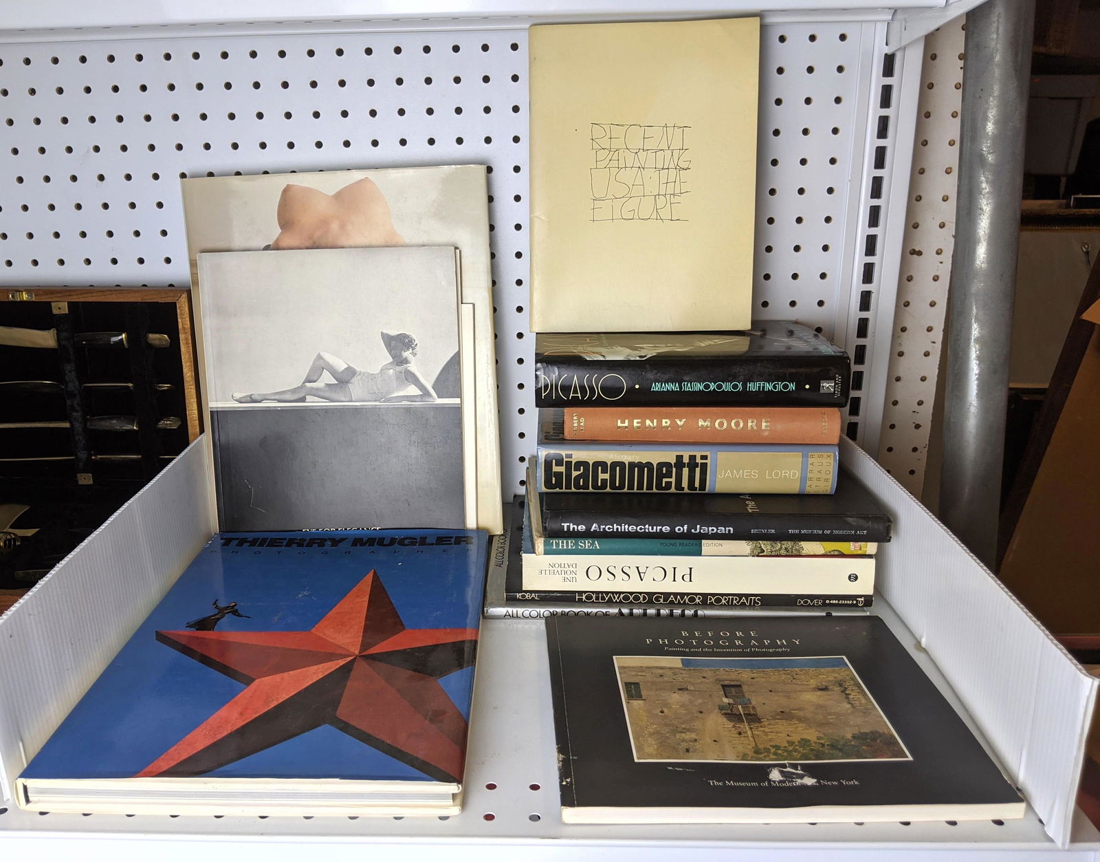 Lot Design and Art Books: Giacometti, Picasso, Henry Mo (1 of 7)