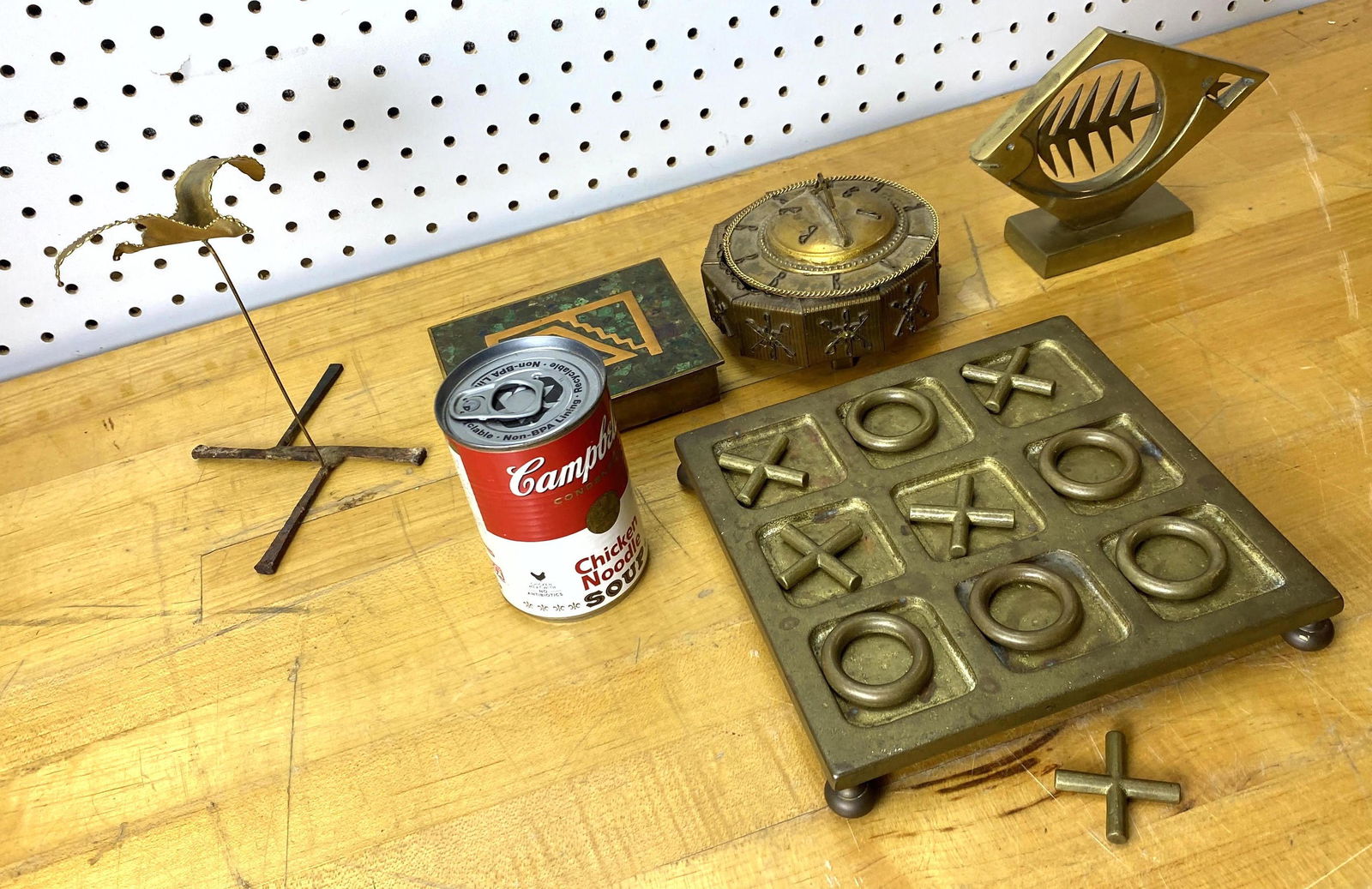 Mid Century Modern Metal Lot. Staple box, Hecho en Mexi (1 of 12)