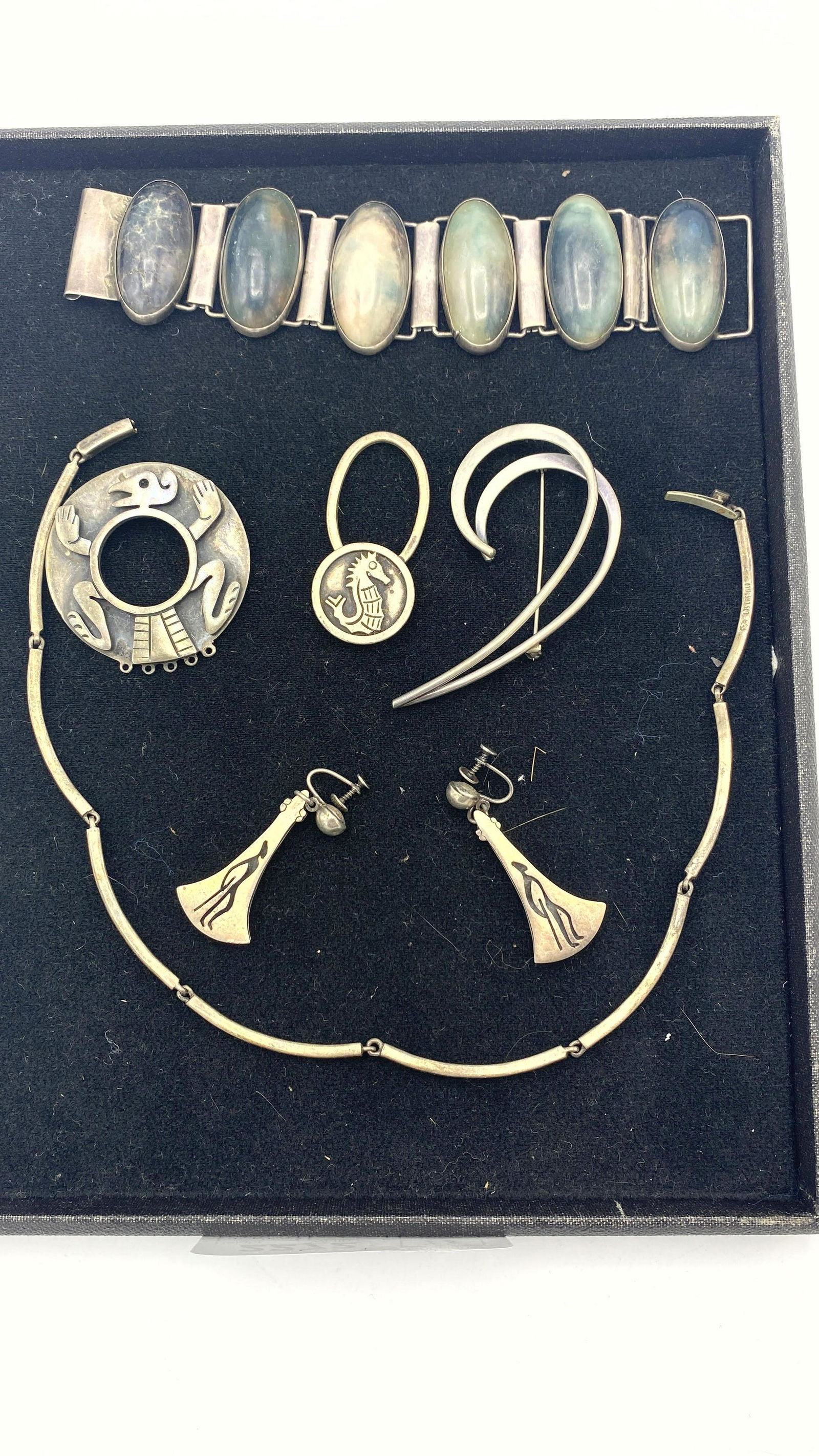Modern Sterling Silver Mexican Jewelry Lot. LOS CASTILL (1 of 7)