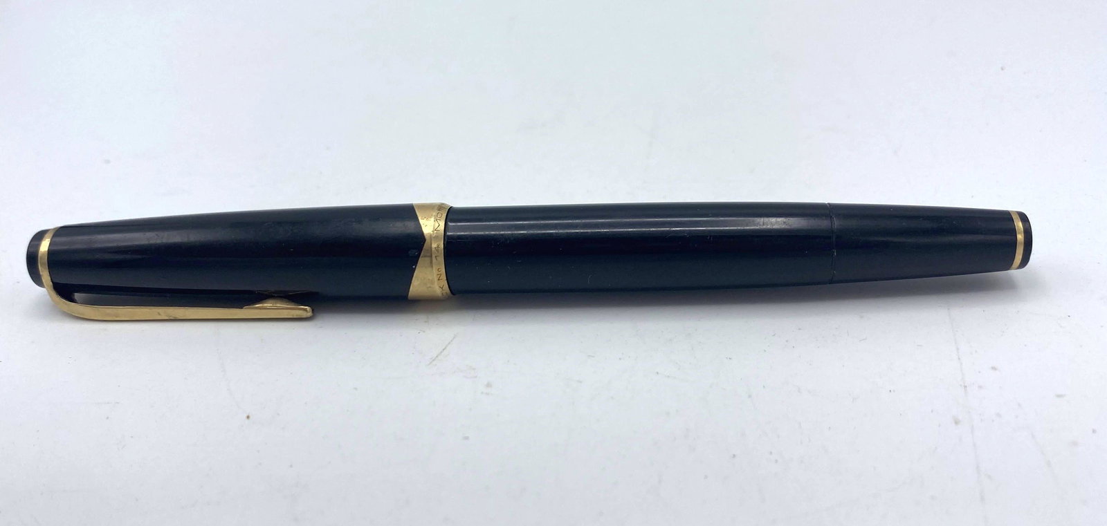 MONTBLANC Fountain Pen. Meisterstuck. (1 of 10)