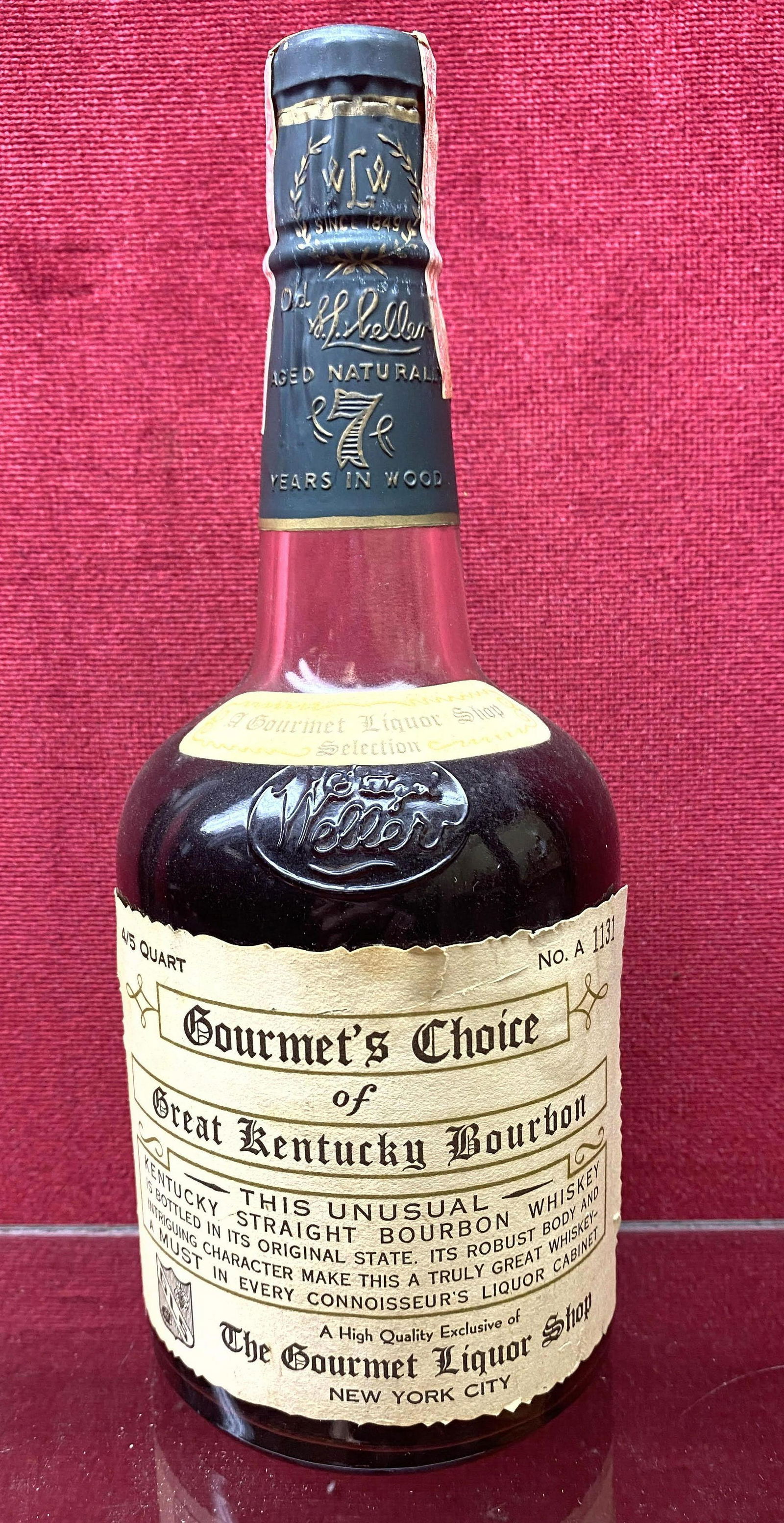 Old Weller No A1131 Great Kentucky Bourbon Whiskey. 4/5 (1 of 8)