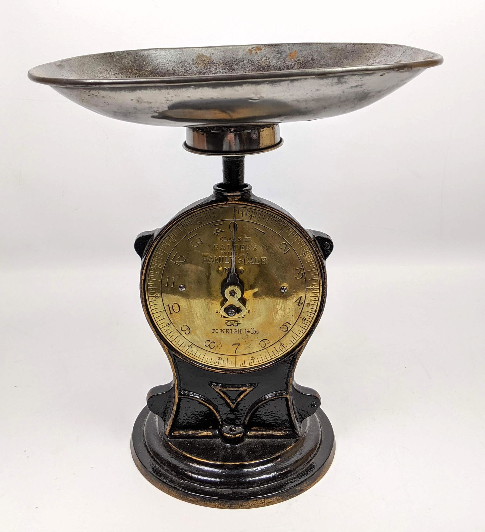 SALTER'S Family Scale. Vintage Brass and Iron Scale wit (1 of 12)