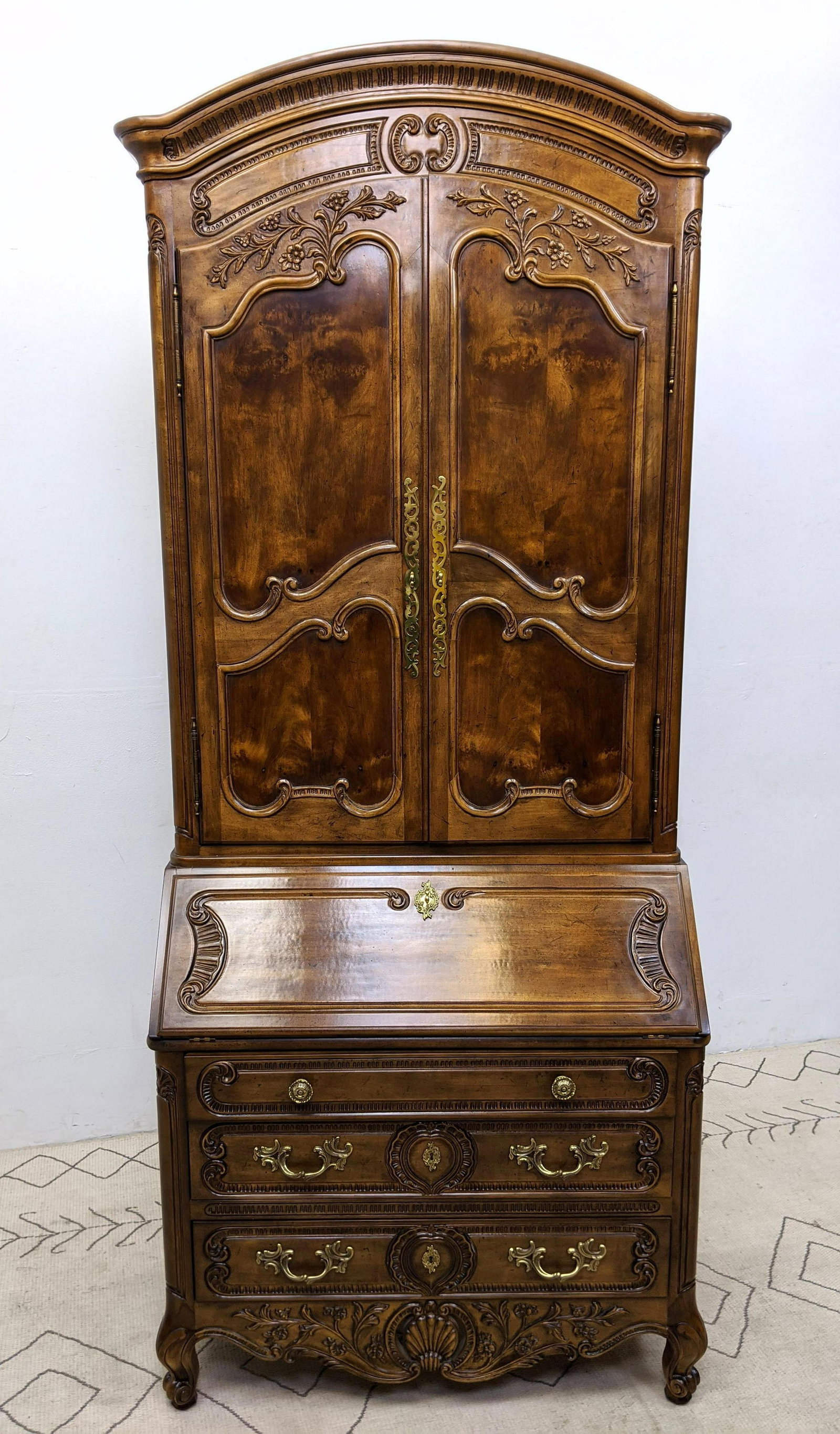 HENREDON Closed Front Secretary Desk. FOLIO 10. Carved: HENREDON Closed Front Secretary Desk. FOLIO 10. Carved French Style. -- Dimensions: H: 90 inches: W: 38.5 inches: D: 20 inches ---
