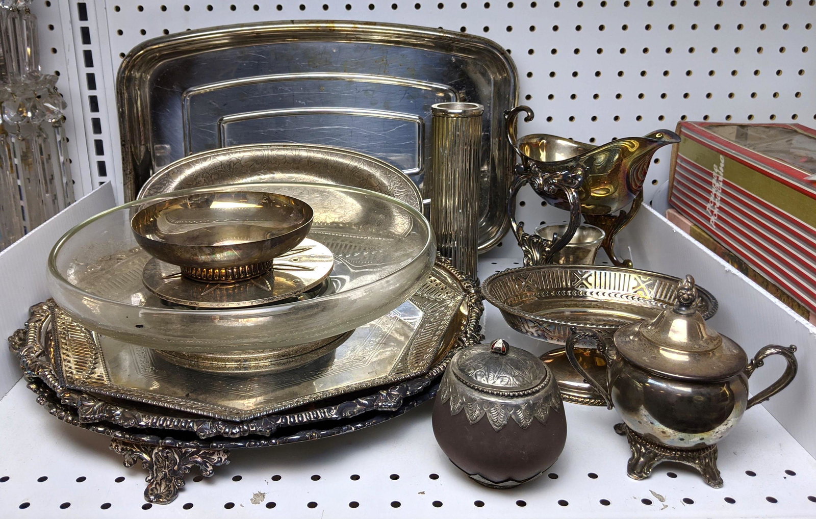 Shelf Lot: Silverplate. Trays, bowls, Tilting gravy. (1 of 11)