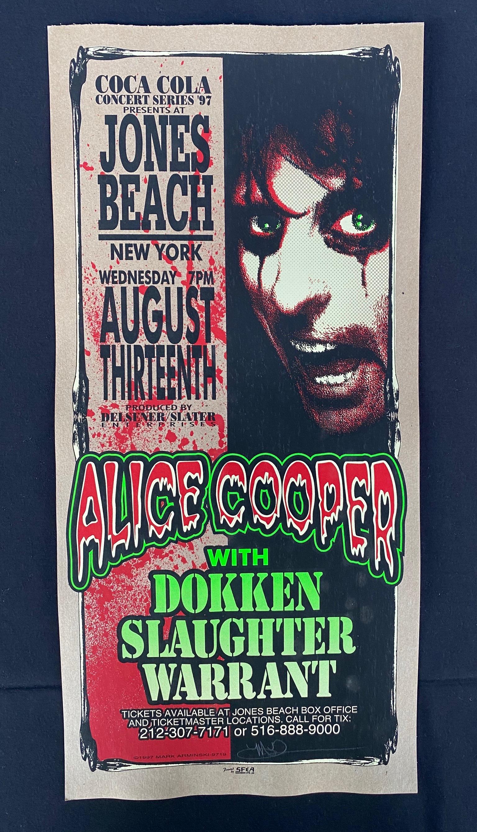 Alice Cooper with Dokken Slaughter and Warrant. Concert (1 of 3)