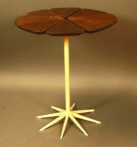 Richard Schultz for Knoll Petal Side Table. Redw: Richard Schultz for Knoll Petal Side Table. Redwood top over cream enameled spider base. His seminal design. Recently the feature of the Philadelphia Museum of Art Exhibition of Richard Schultz. Dimen