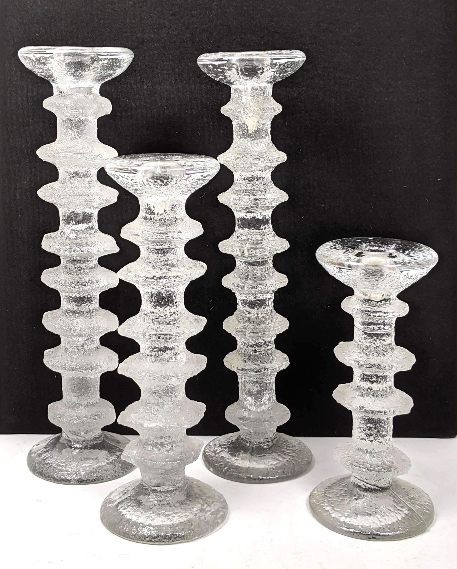4pc TIMO SARPANEVA  Festivo Glass Candlesticks. Designe (1 of 6)