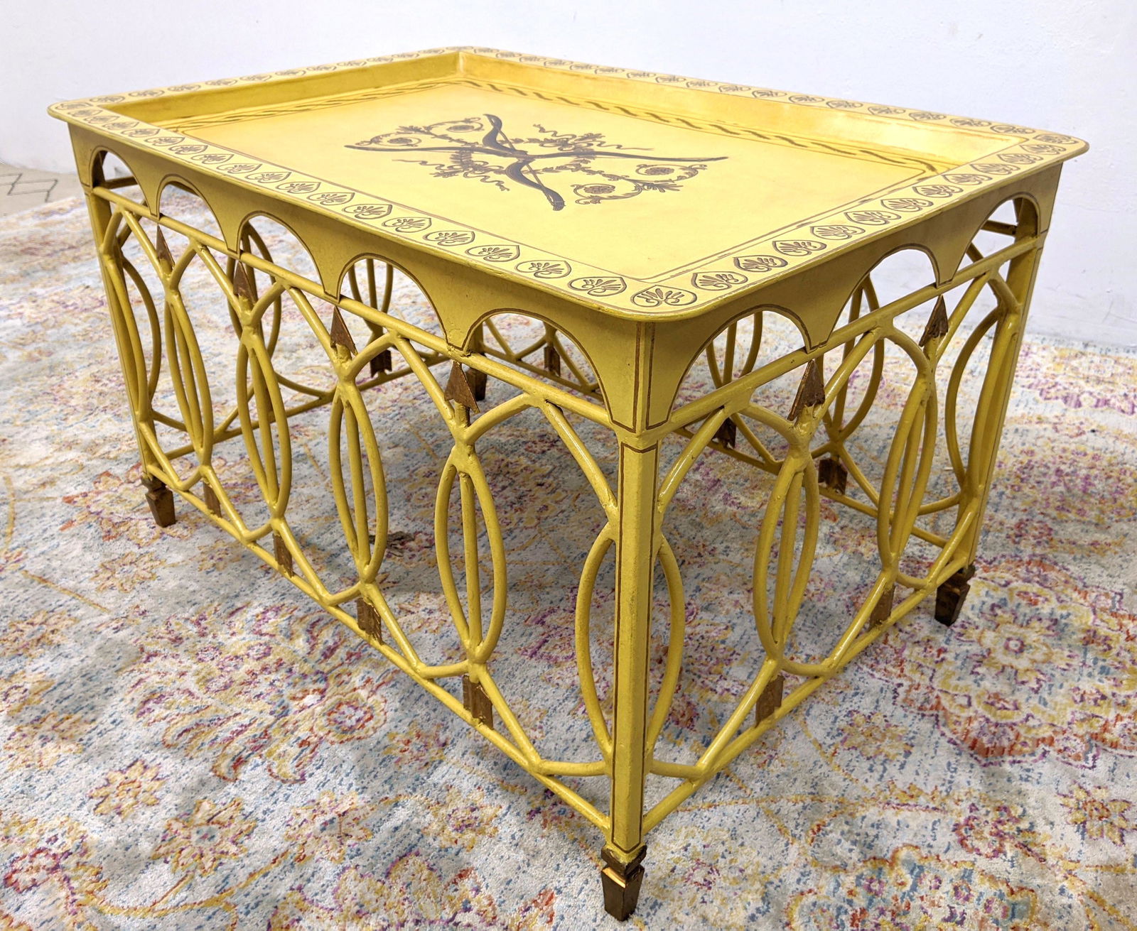 Decorator Tole Painted Iron Coffee Cocktail Table.  Tra (1 of 7)