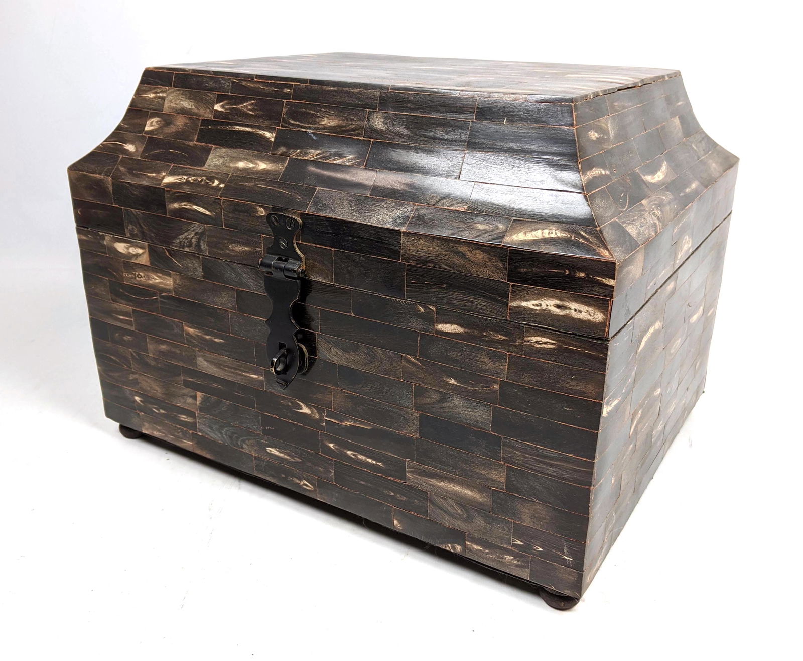 Maitland Smith style Horn Tiled Jewelry Box. Lined. (1 of 9)