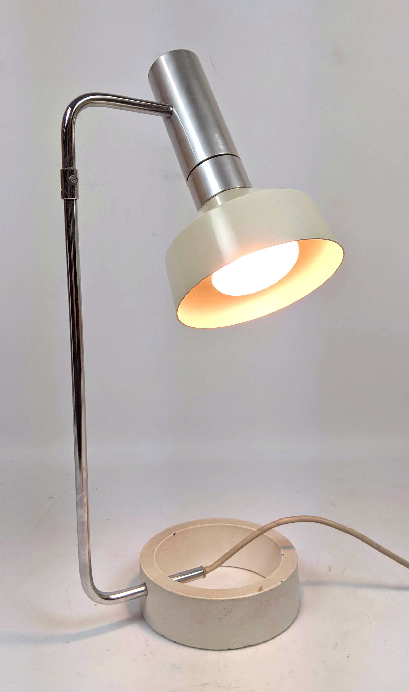 Paul Tuttle and Winsor White Chrome Desk Task Lamp. (1 of 13)