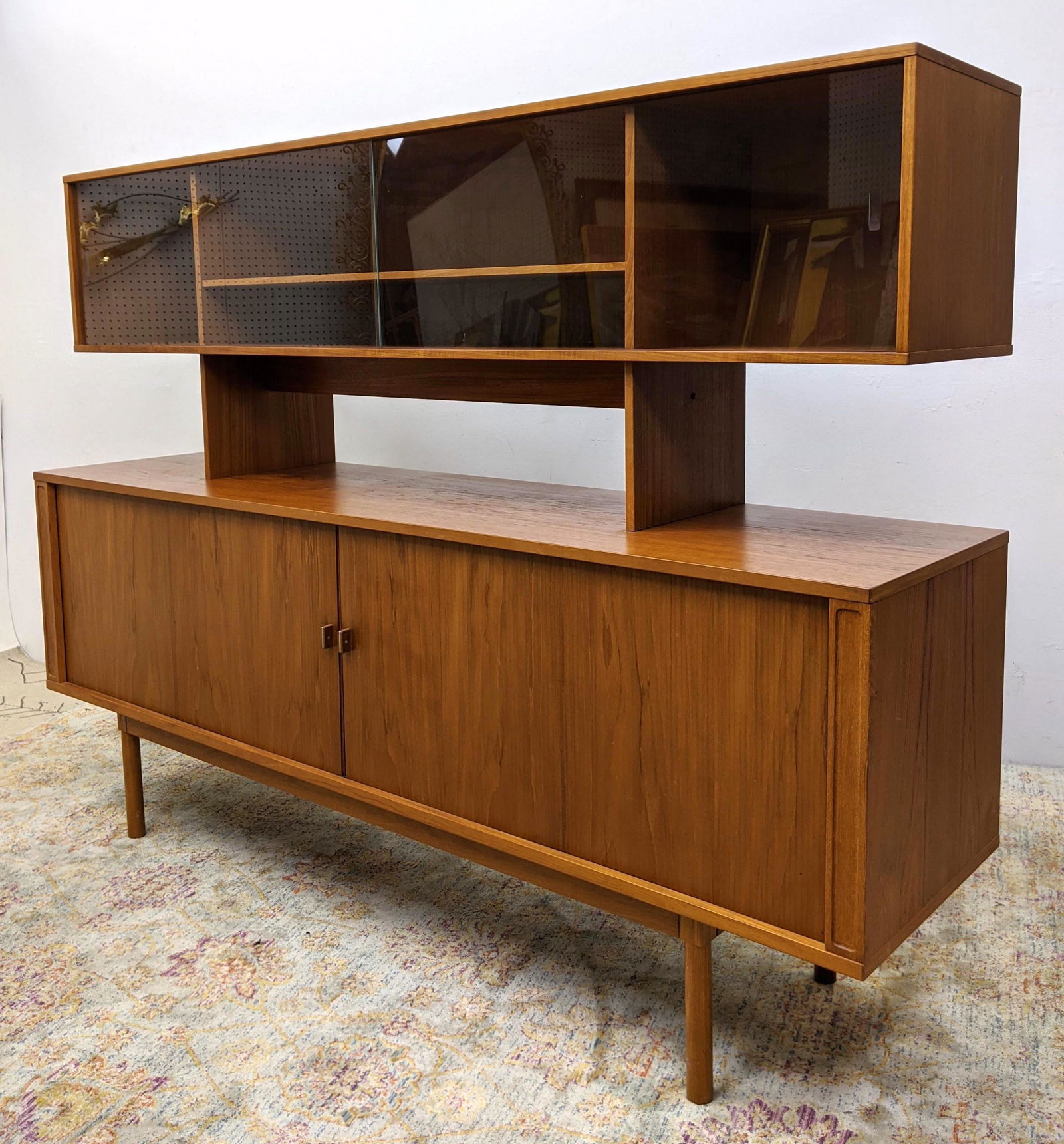 LOVIG Dansk Design Sideboard Credenza with Upper Sectio (1 of 20)