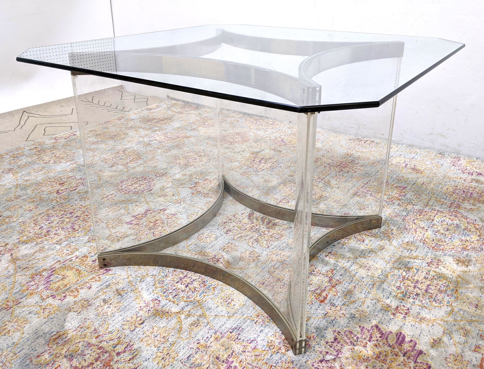 ALBRIZZI ALESSANDRO Dining Table. Chrome and lucite acr (1 of 9)