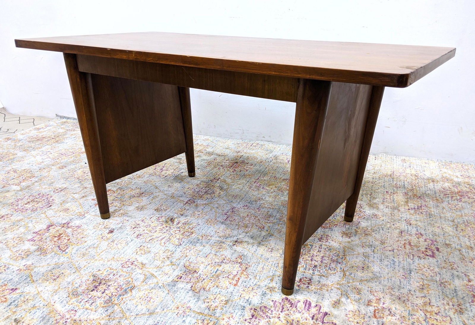 American Modern Walnut Writing Desk. (1 of 15)