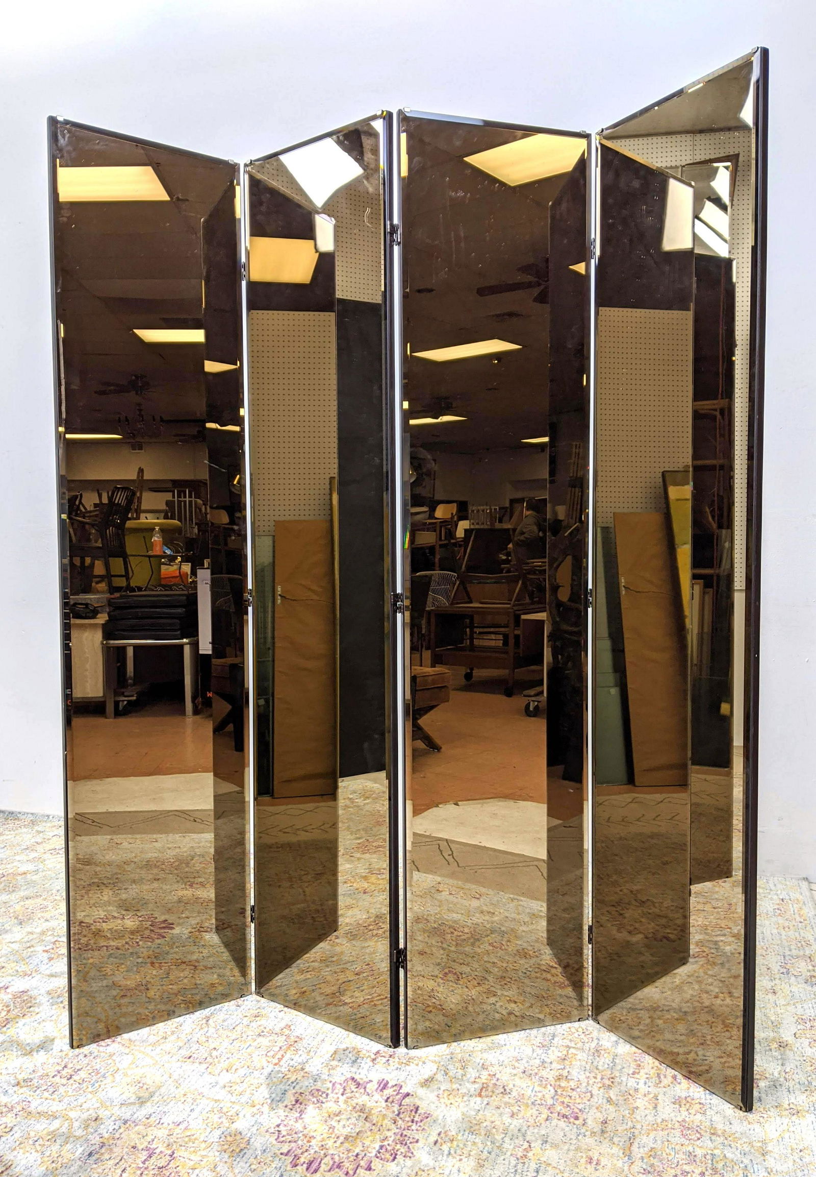 Decorator Mirrored Four Panel Room Divider Screen. Each (1 of 10)