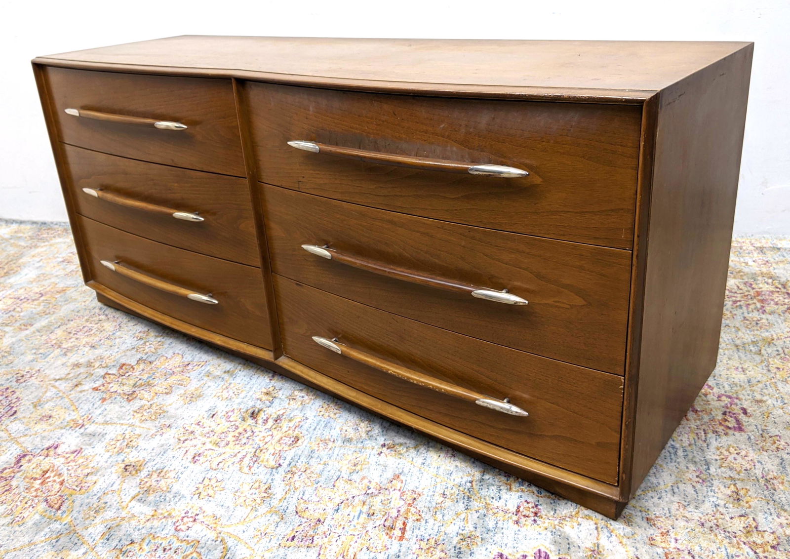 ROBSJOHN GIBBINGS for WIDDICOMB Dresser Credenza. Ameri (1 of 20)
