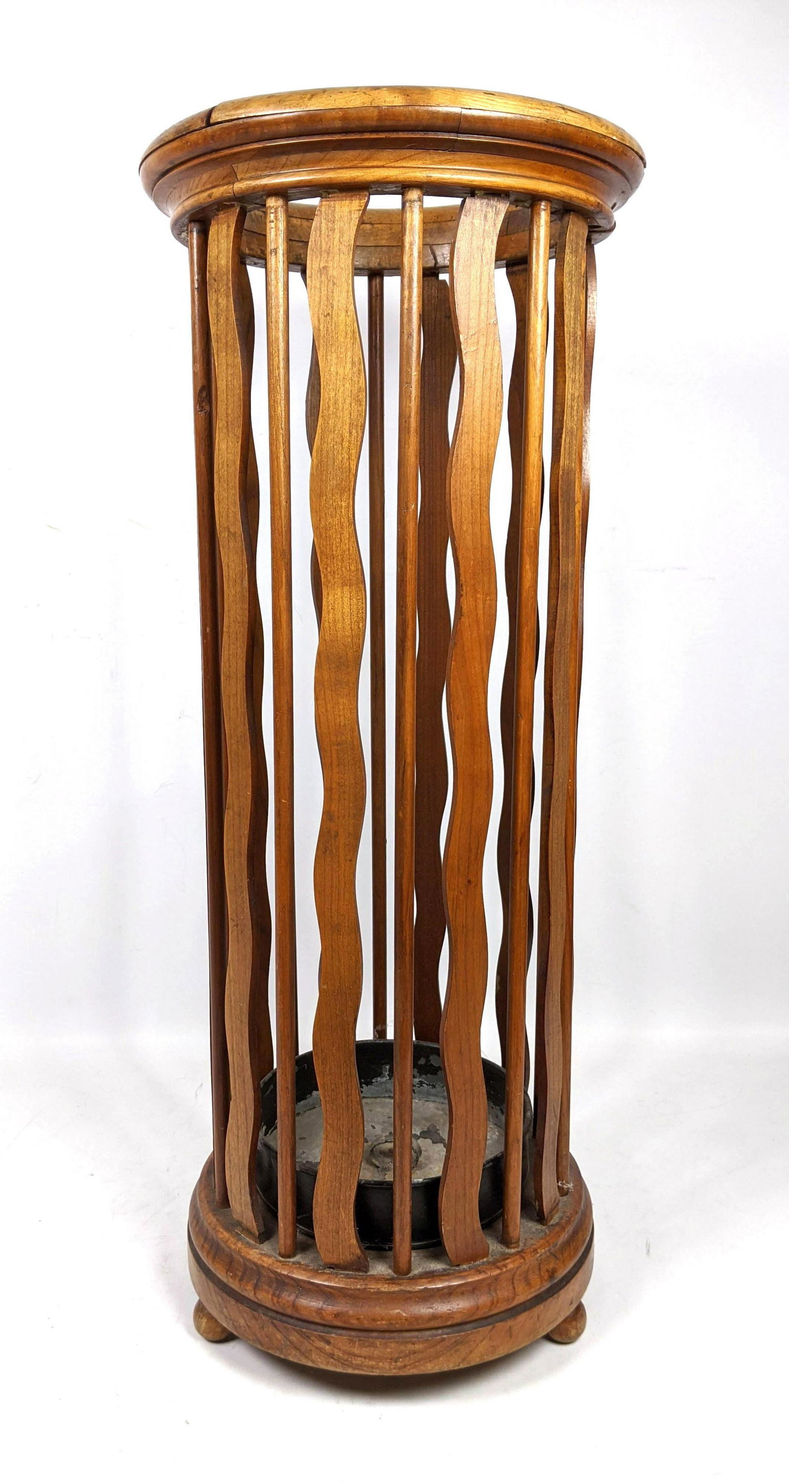 Decorative Wood Umbrella Cane Stand. Wavy slats intersp (1 of 13)