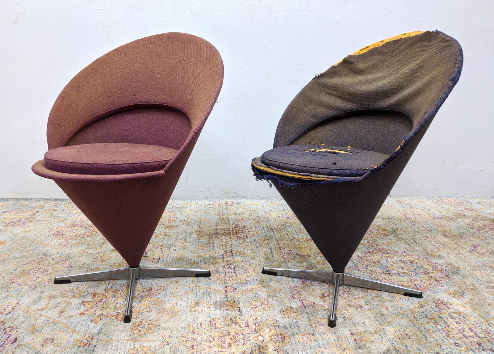 2pc VERNER PANTON Cone Lounge Chairs. Modernist. (1 of 17)