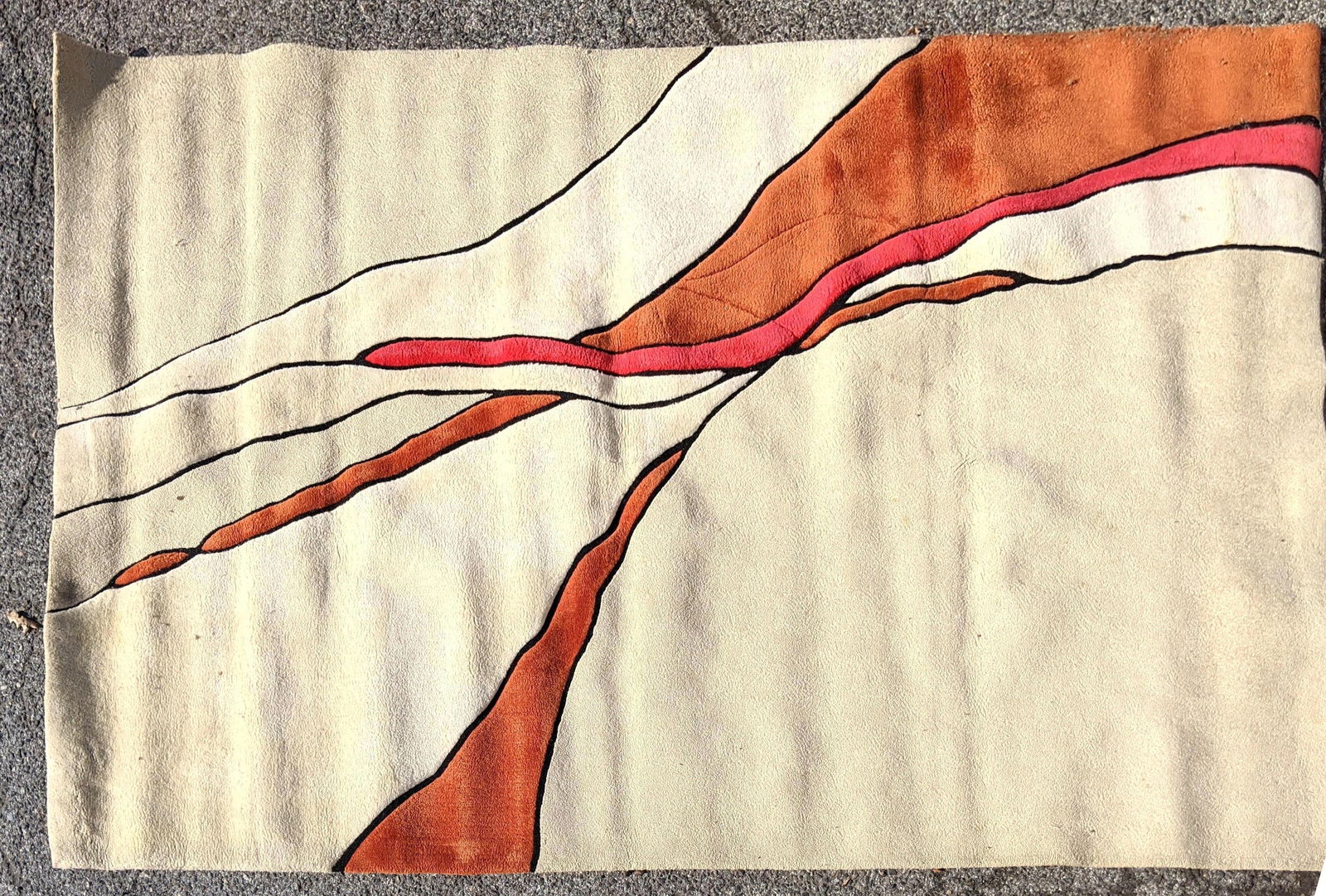 9'x5' Modernist Carpet Tan with rust (1 of 3)