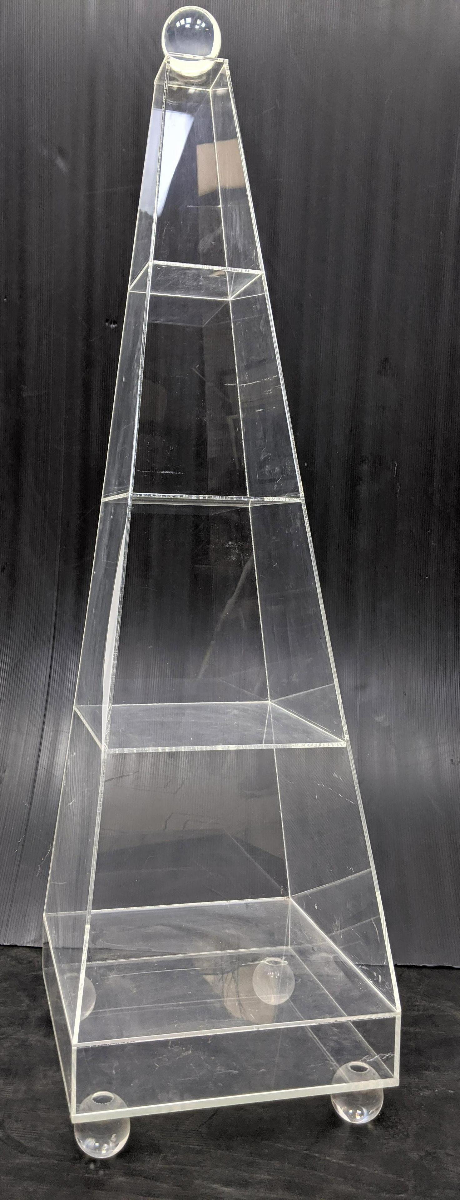 Decorator Lucite Acrylic Pyramid Display Etagere Curio. (1 of 7)