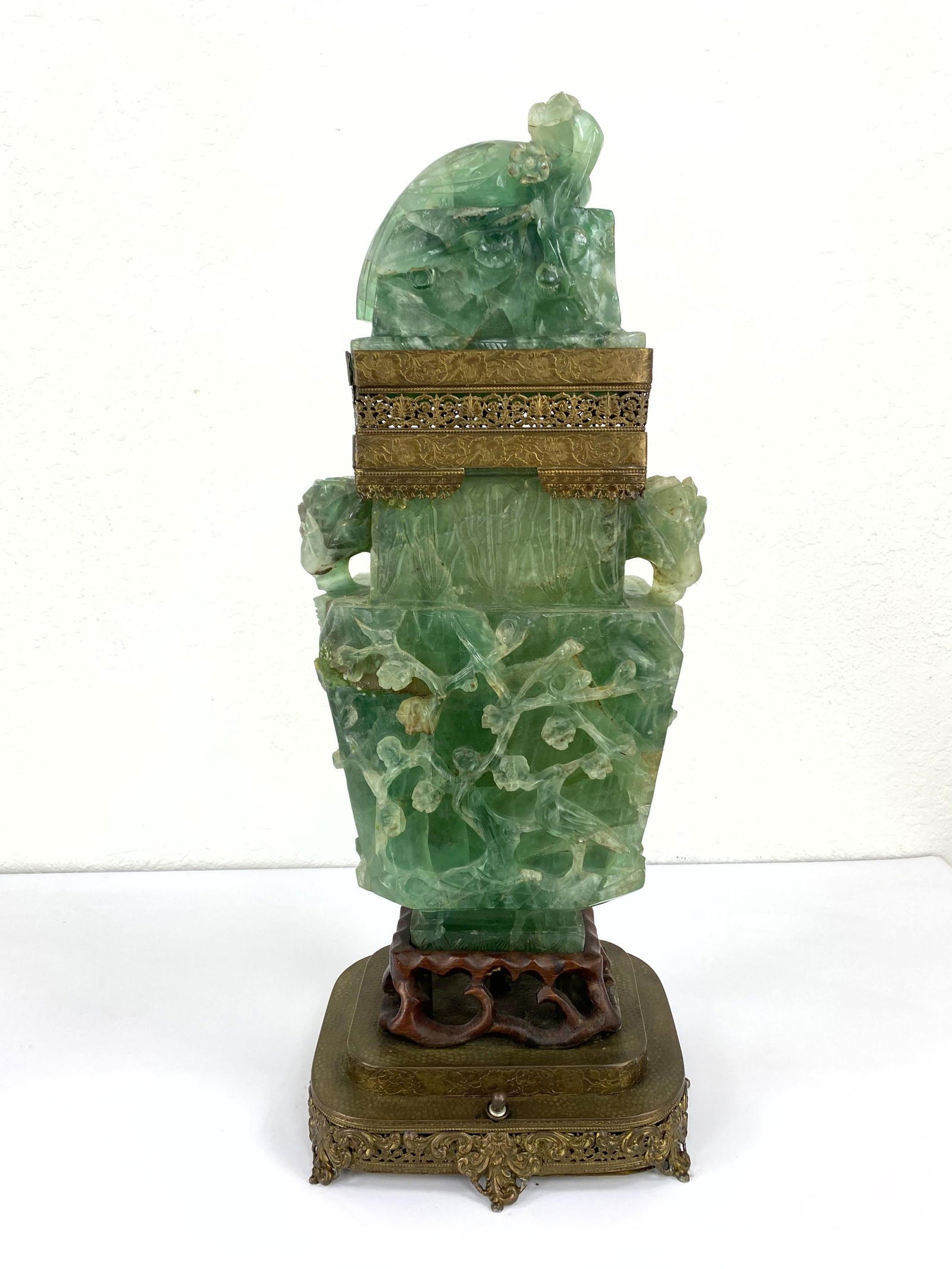 Green Fluorite Lidded Urn Lamp. Fluorite light with car (1 of 17)