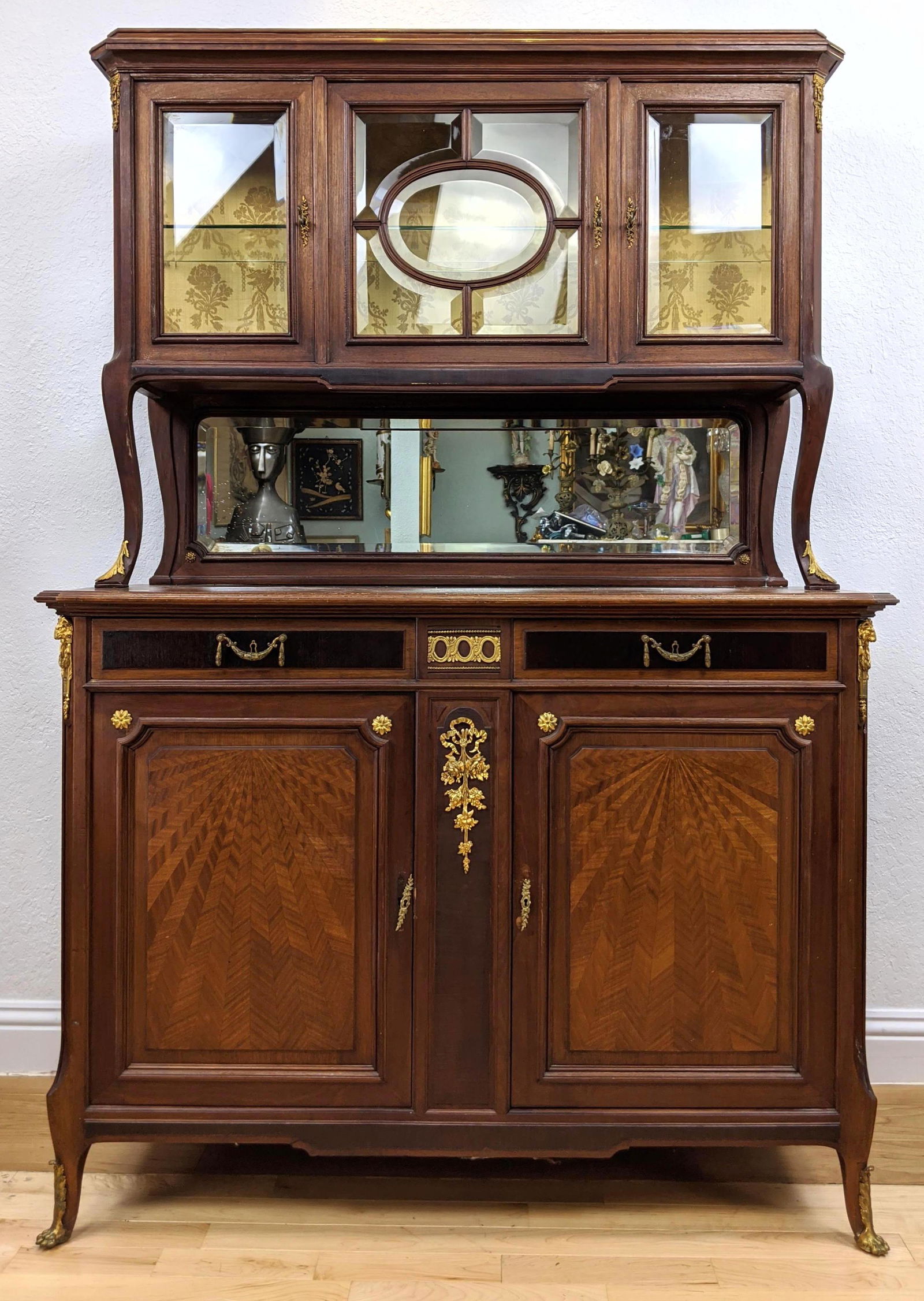 French Server Hutch Buffet Cabinet.  Glass doors china (1 of 18)