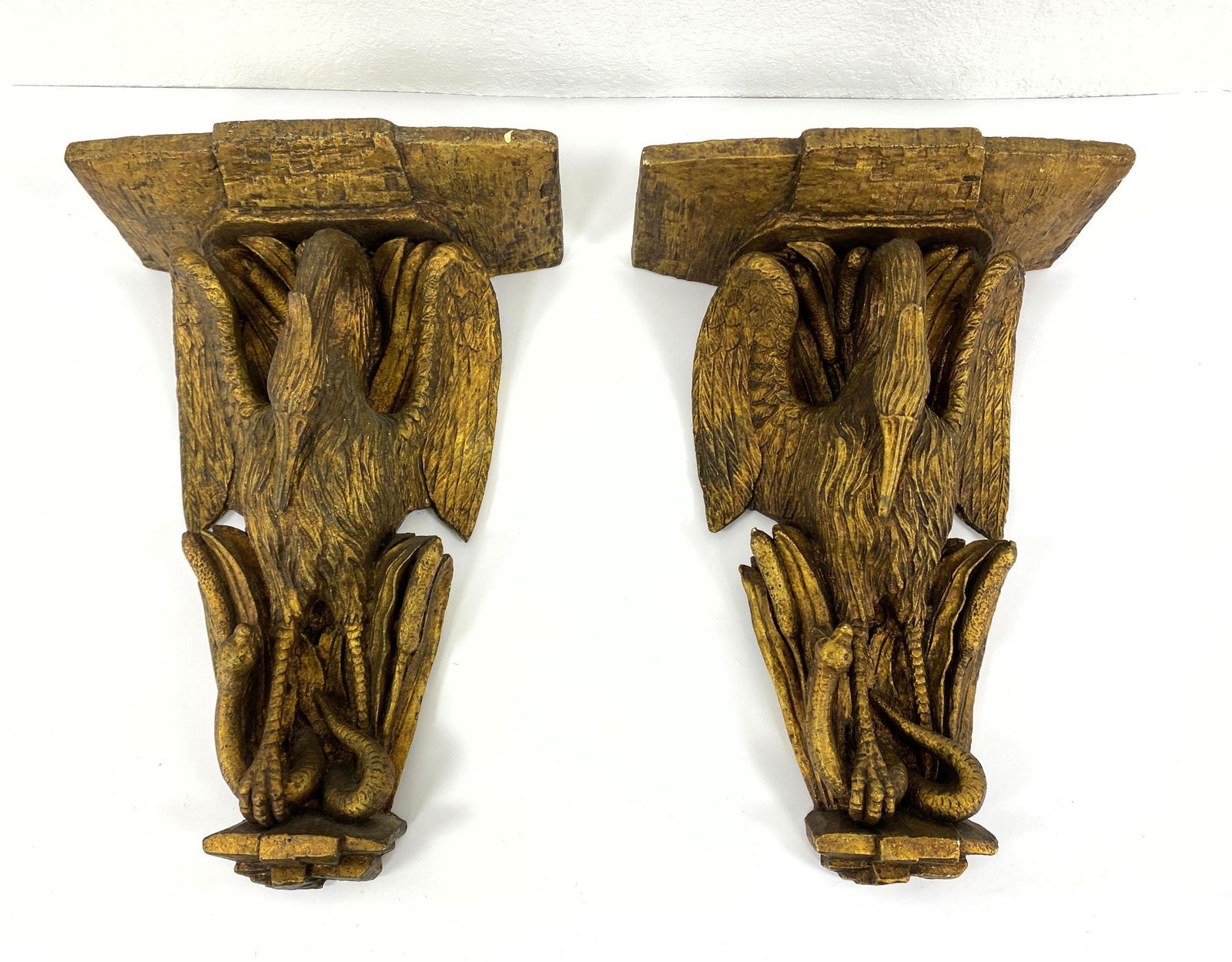 Pair Gilt Wood Carved Wood Wall Shelf Brackets Sconces. (1 of 10)