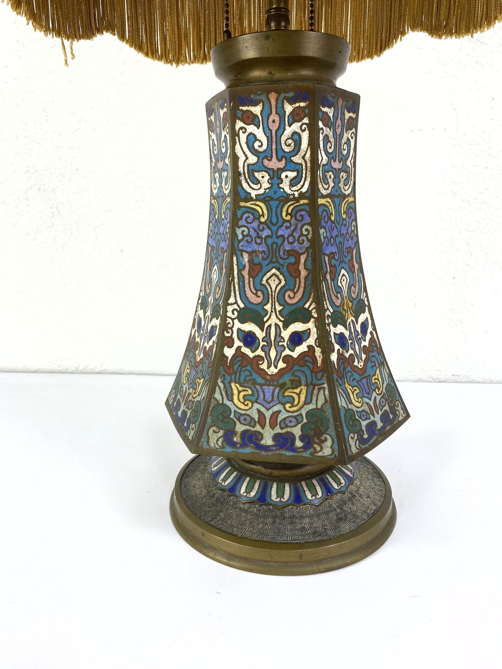 Champleve CloisonnŽ Enamel  Brass Table Lamp. (1 of 15)